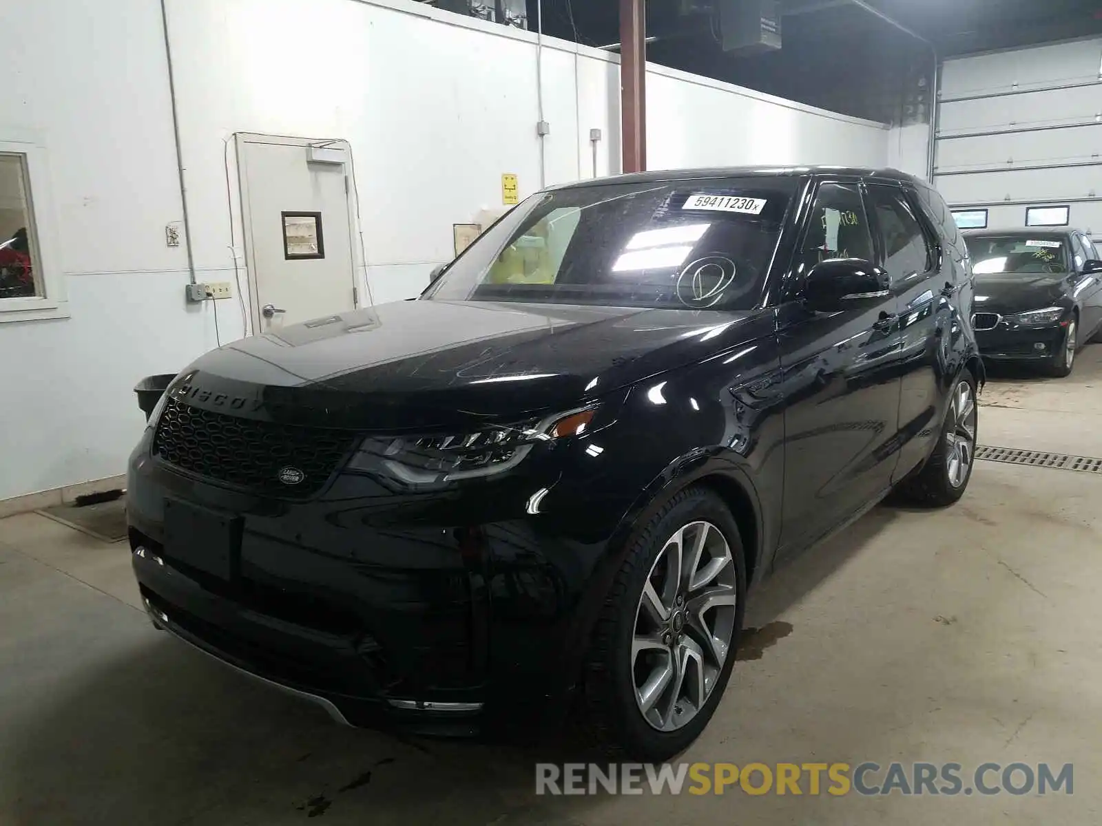 2 Photograph of a damaged car SALRU2RVXL2429878 LAND ROVER DISCOVERY 2020