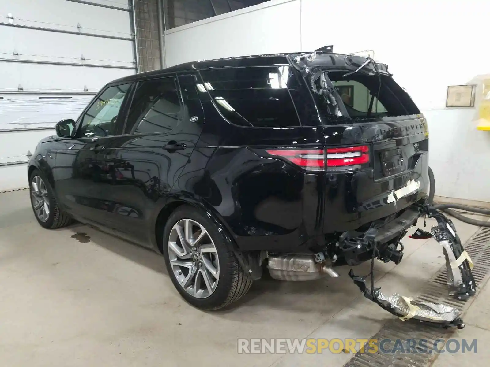 3 Photograph of a damaged car SALRU2RVXL2429878 LAND ROVER DISCOVERY 2020