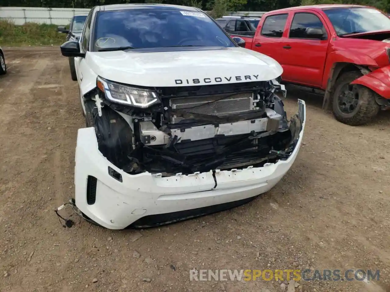 9 Photograph of a damaged car SALCJ2FX1MH890552 LAND ROVER DISCOVERY 2021