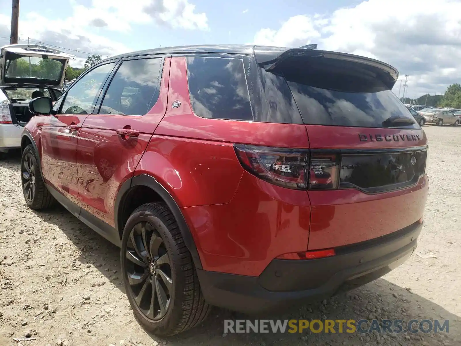 3 Photograph of a damaged car SALCJ2FX1MH892866 LAND ROVER DISCOVERY 2021