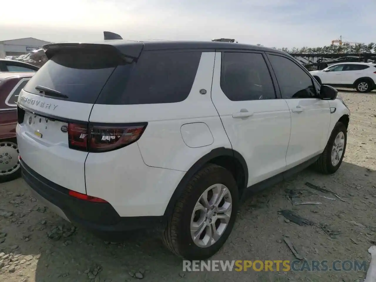 4 Photograph of a damaged car SALCJ2FX5MH887881 LAND ROVER DISCOVERY 2021