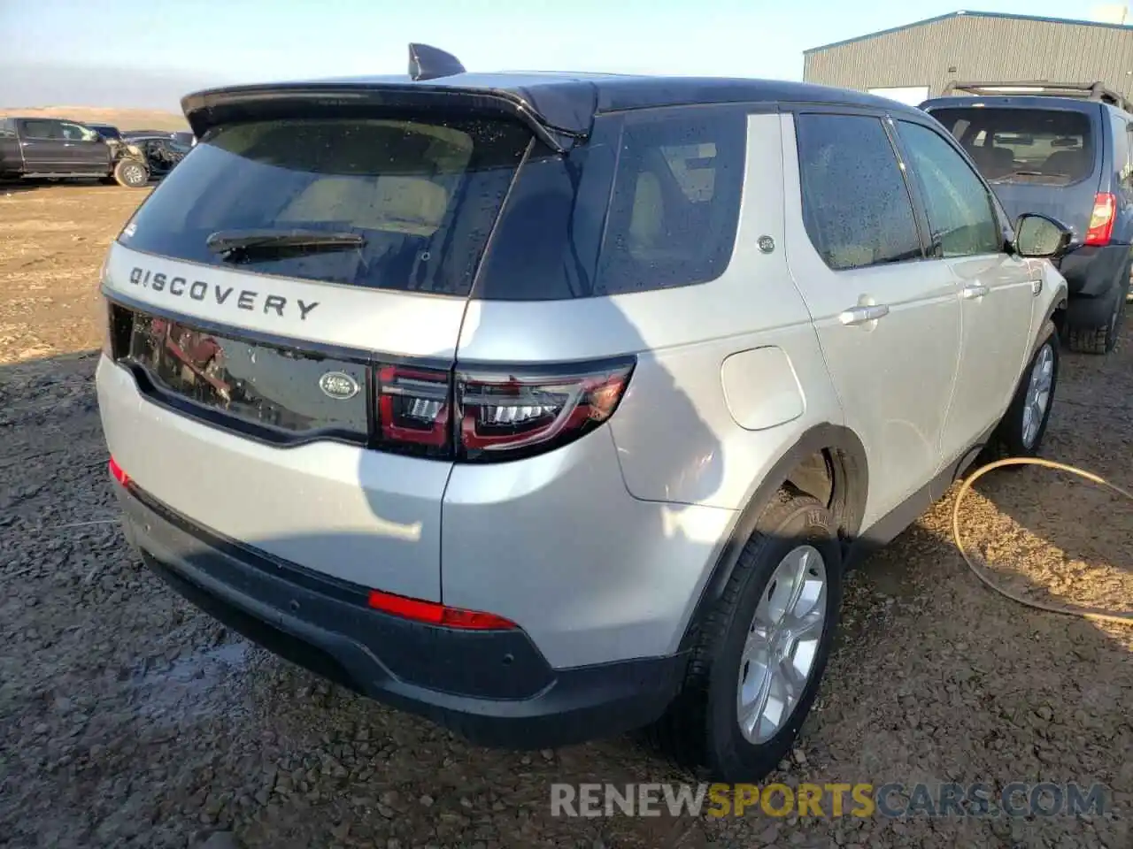 4 Photograph of a damaged car SALCJ2FX5MH897326 LAND ROVER DISCOVERY 2021