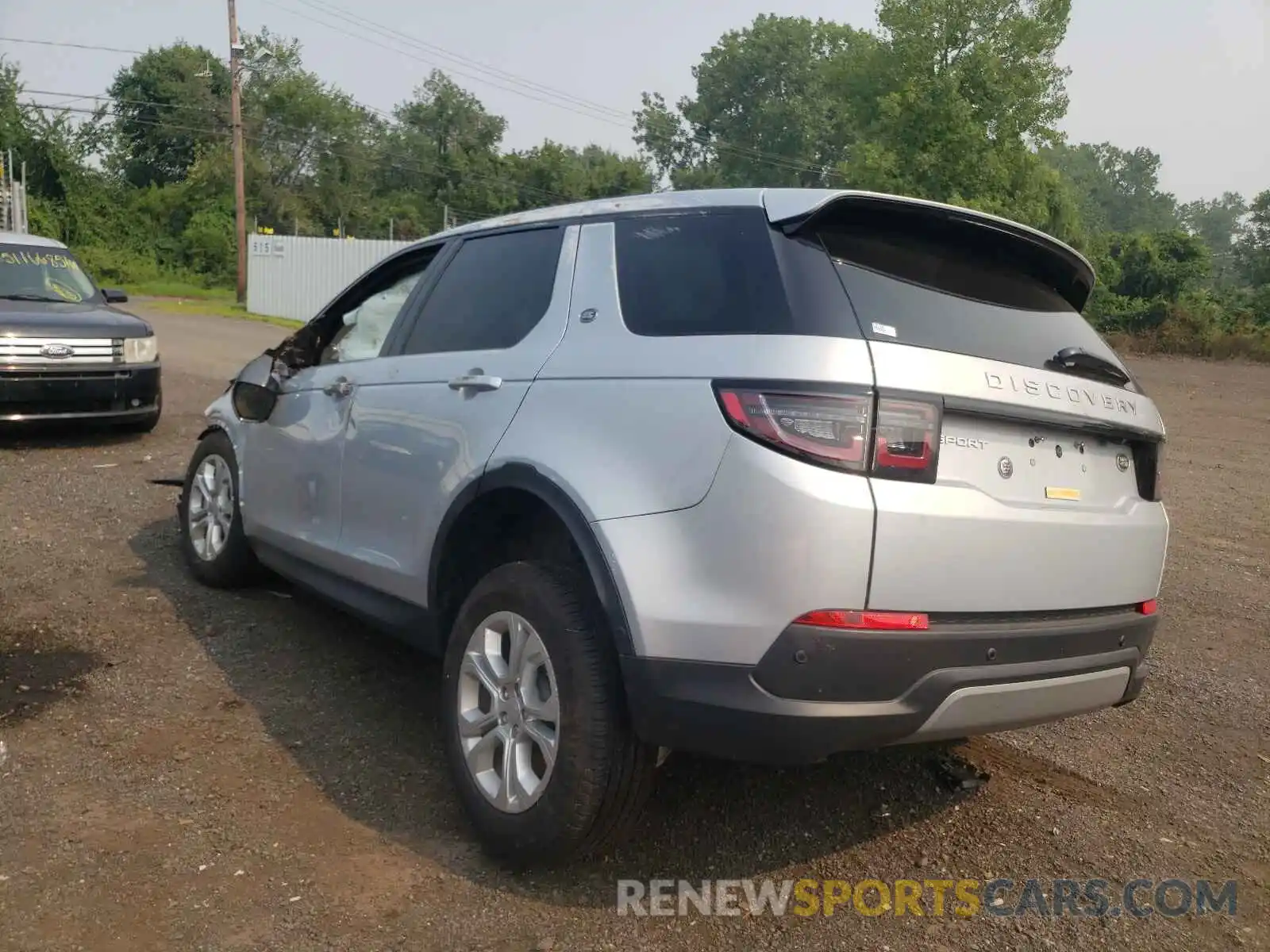 3 Photograph of a damaged car SALCJ2FX9MH885616 LAND ROVER DISCOVERY 2021