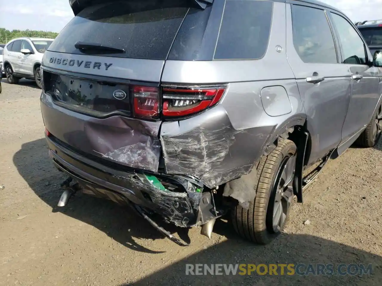 9 Photograph of a damaged car SALCL2FX0MH888432 LAND ROVER DISCOVERY 2021