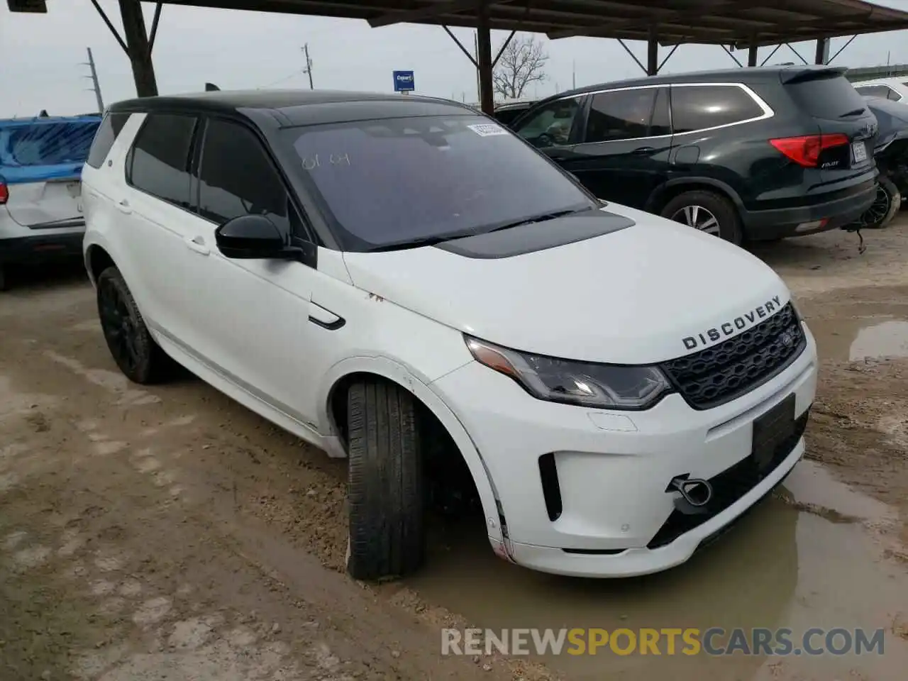 4 Photograph of a damaged car SALCL2FX8MH903355 LAND ROVER DISCOVERY 2021