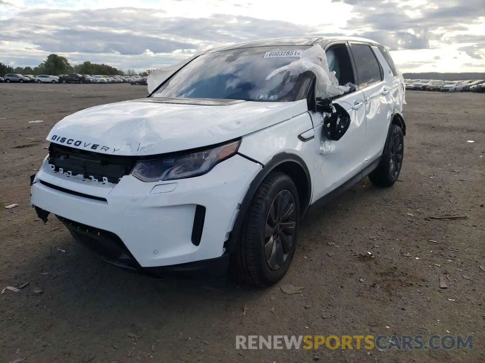 2 Photograph of a damaged car SALCP2FX3MH883066 LAND ROVER DISCOVERY 2021