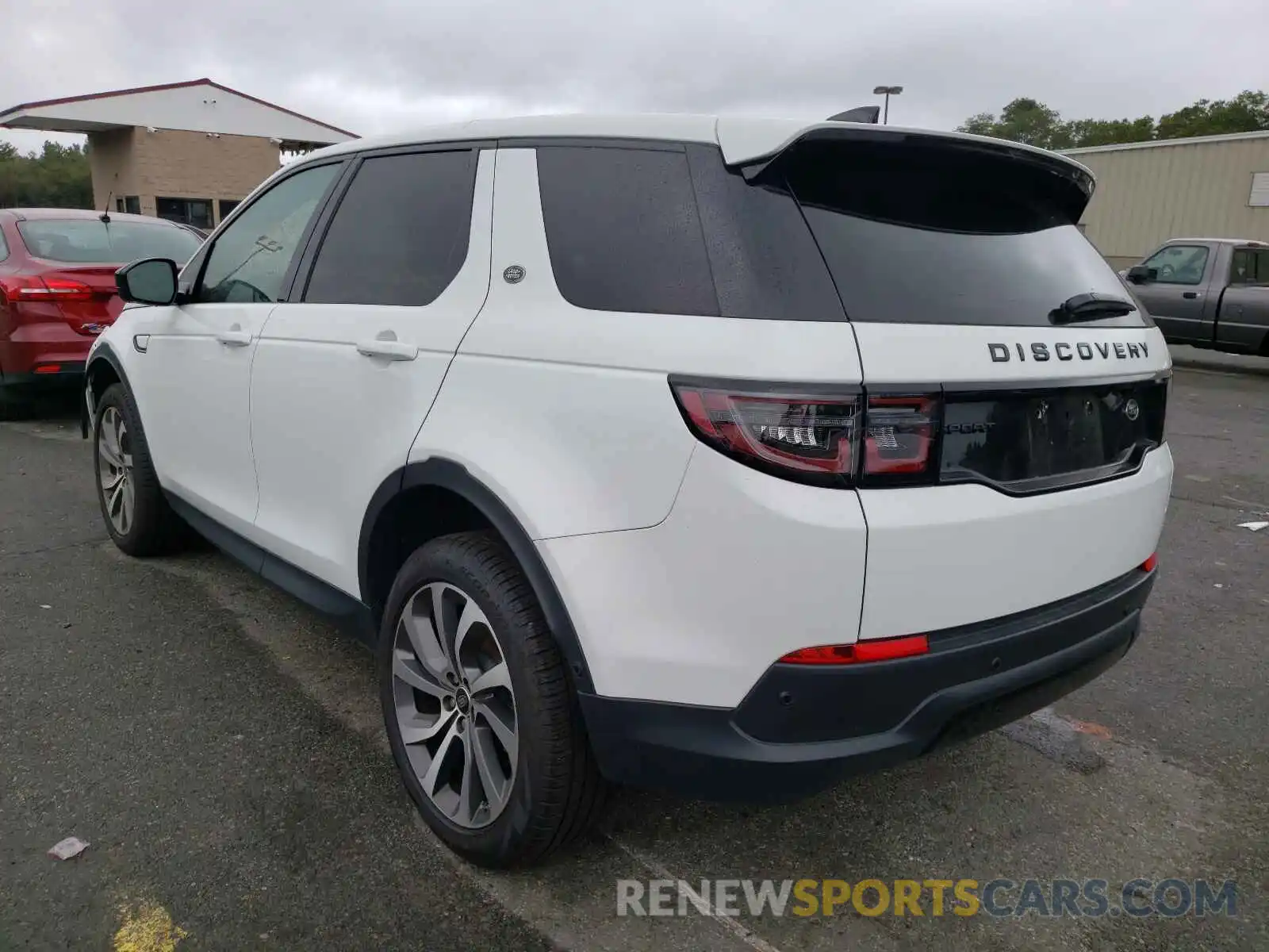 3 Photograph of a damaged car SALCP2FX3MH888008 LAND ROVER DISCOVERY 2021