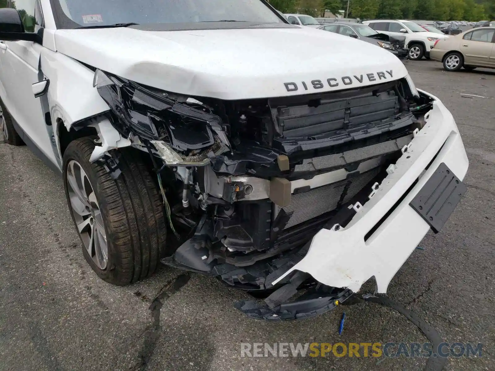 9 Photograph of a damaged car SALCP2FX3MH888008 LAND ROVER DISCOVERY 2021