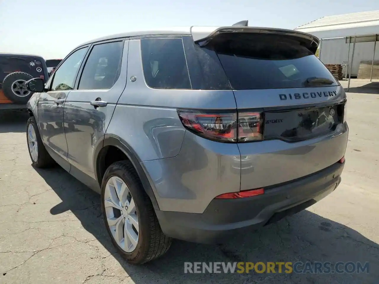 3 Photograph of a damaged car SALCP2FX6MH890772 LAND ROVER DISCOVERY 2021