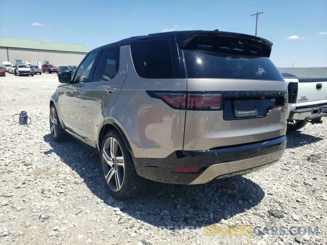 3 Photograph of a damaged car SALRM4RU0M2449237 LAND ROVER DISCOVERY 2021