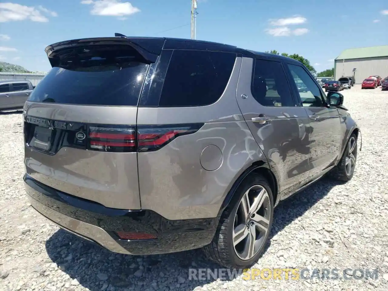 4 Photograph of a damaged car SALRM4RU0M2449237 LAND ROVER DISCOVERY 2021