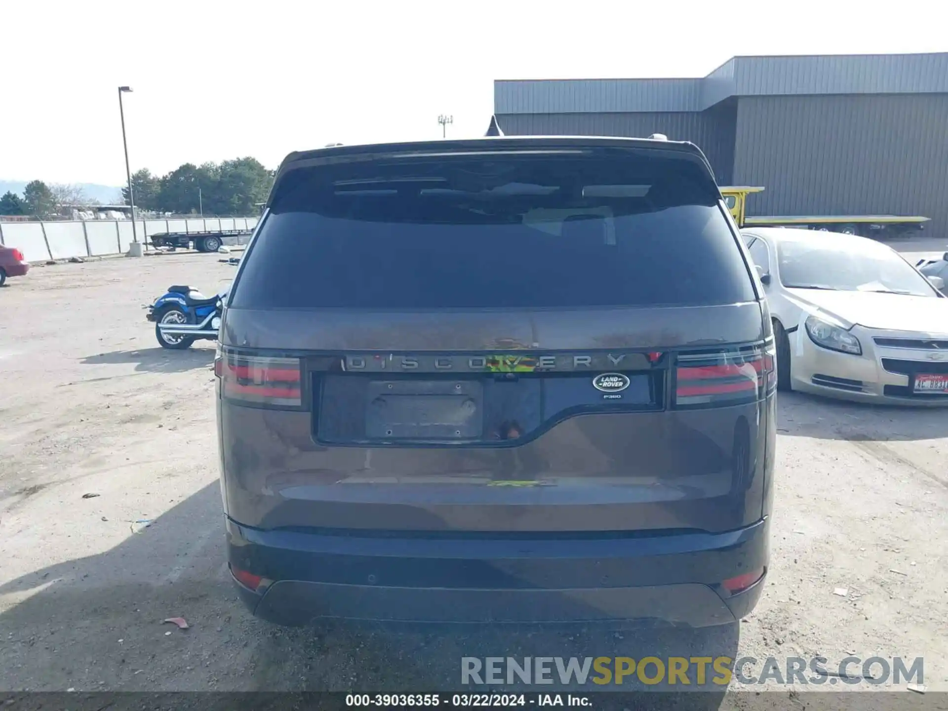 16 Photograph of a damaged car SALRM4RU3M2452200 LAND ROVER DISCOVERY 2021