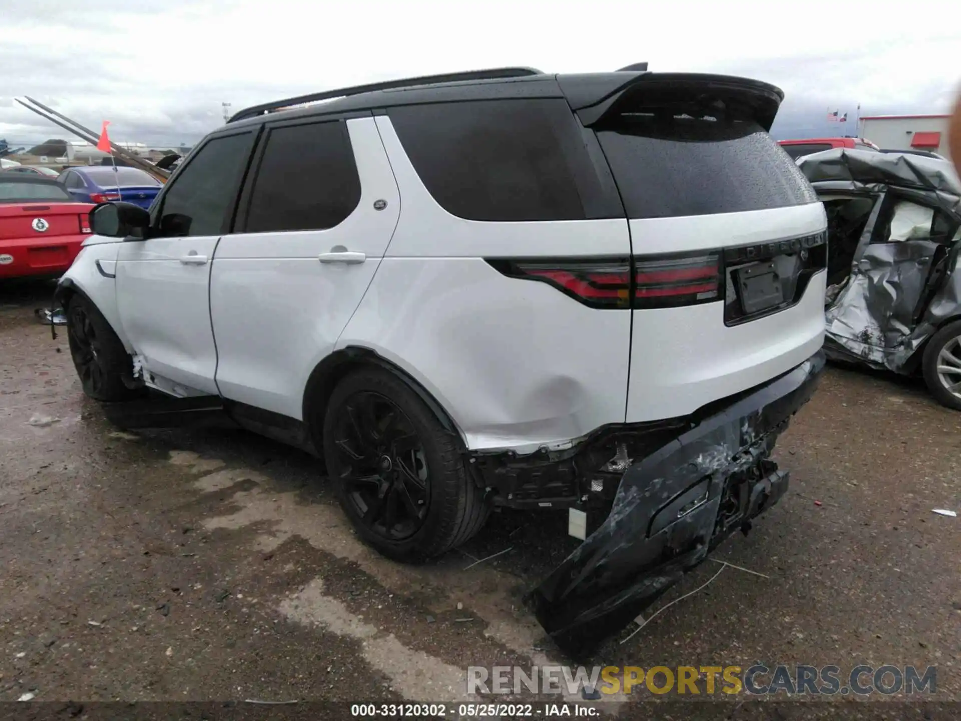 3 Photograph of a damaged car SALRT2RX3M2454949 LAND ROVER DISCOVERY 2021