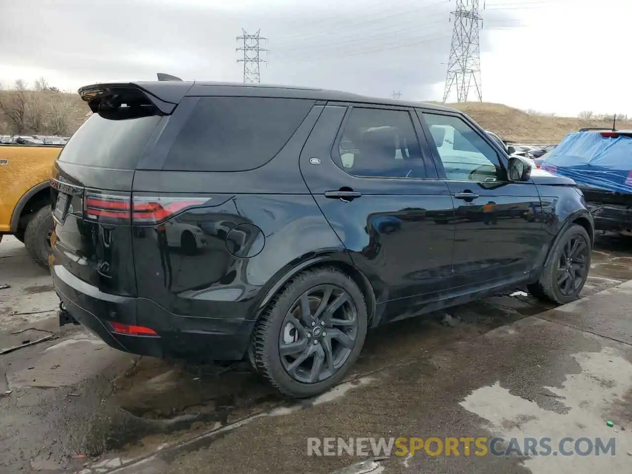 3 Photograph of a damaged car SALRT2RX8M2454963 LAND ROVER DISCOVERY 2021