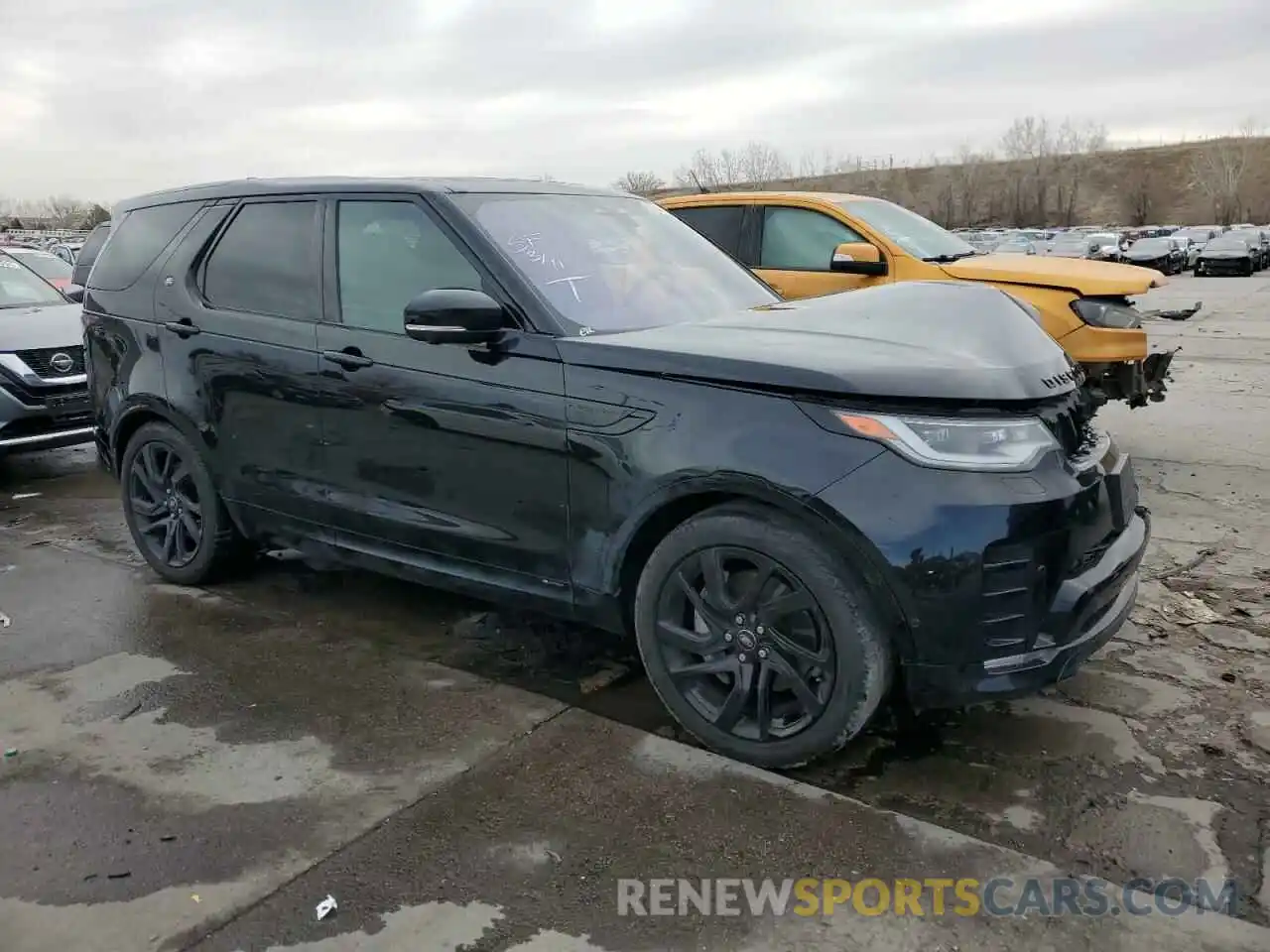 4 Photograph of a damaged car SALRT2RX8M2454963 LAND ROVER DISCOVERY 2021