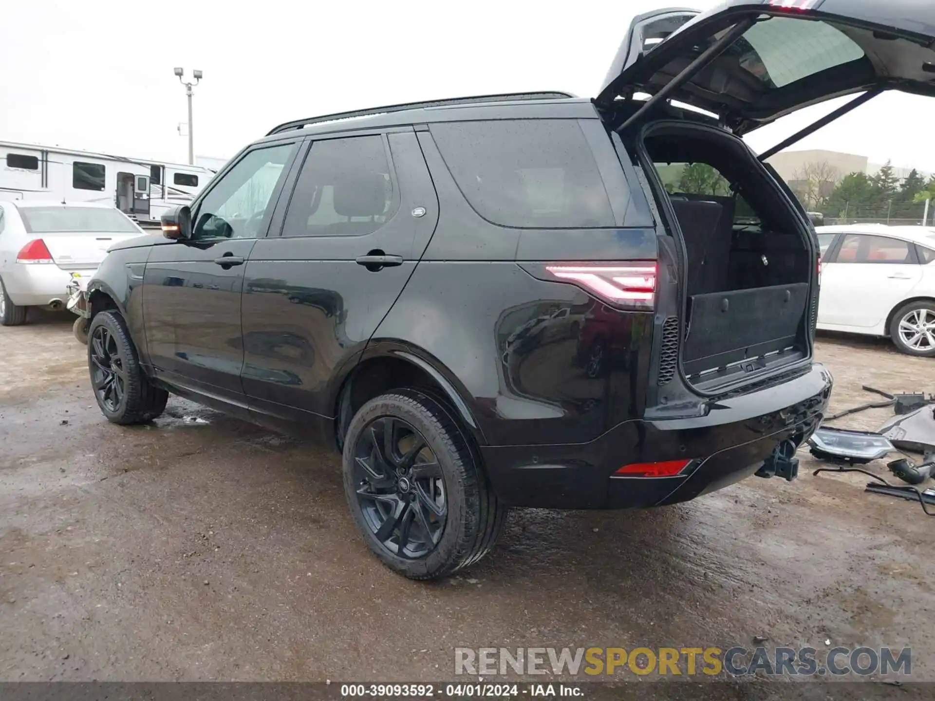 3 Photograph of a damaged car SALRT4RU3M2452507 LAND ROVER DISCOVERY 2021