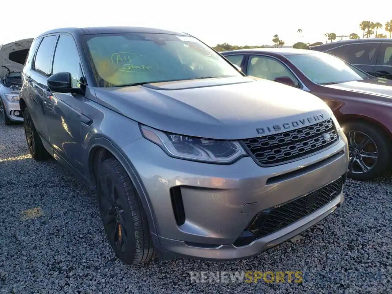 1 Photograph of a damaged car SALCL2FX5NH908627 LAND ROVER DISCOVERY 2022