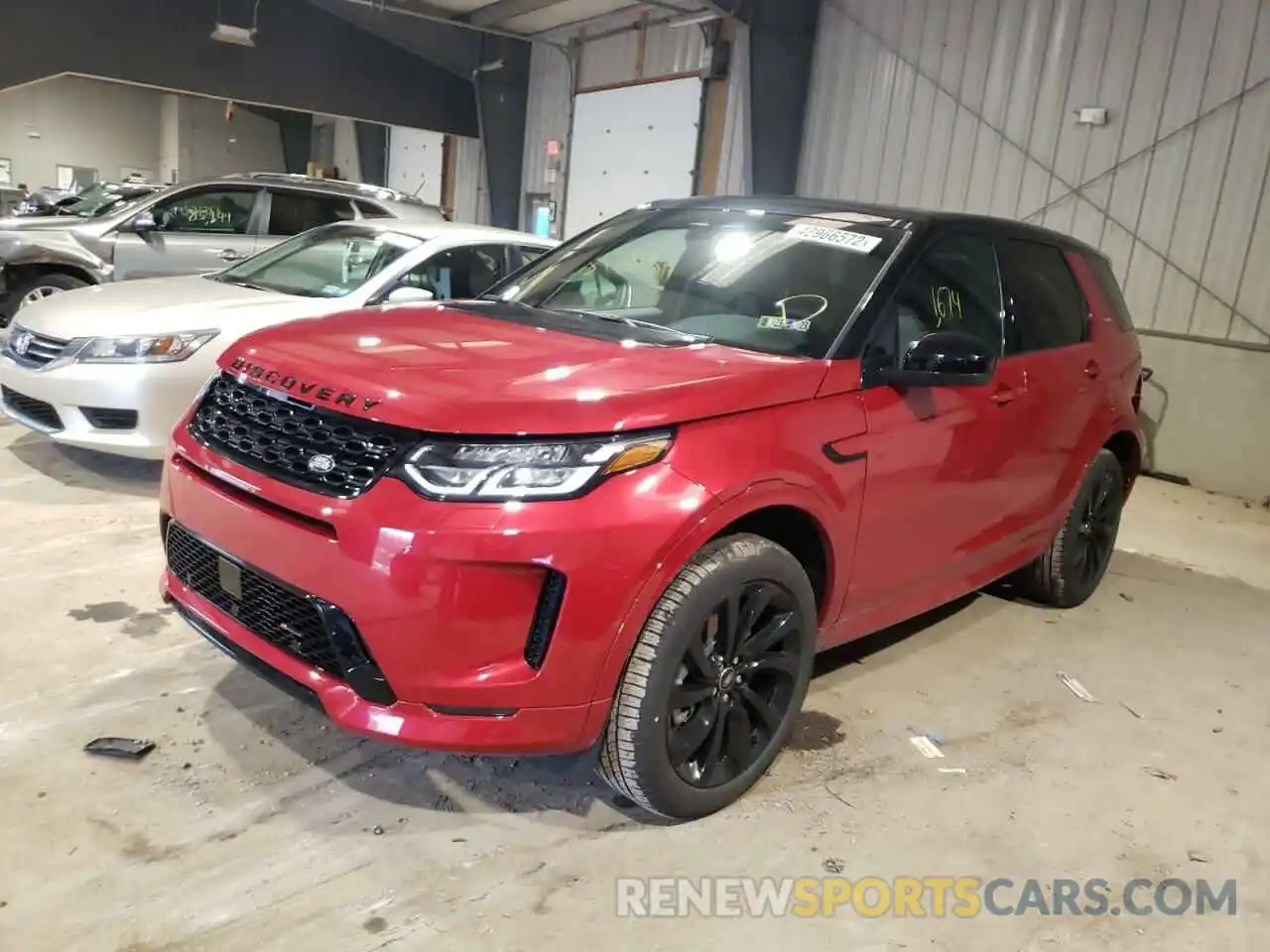 2 Photograph of a damaged car SALCT2FX2NH909508 LAND ROVER DISCOVERY 2022