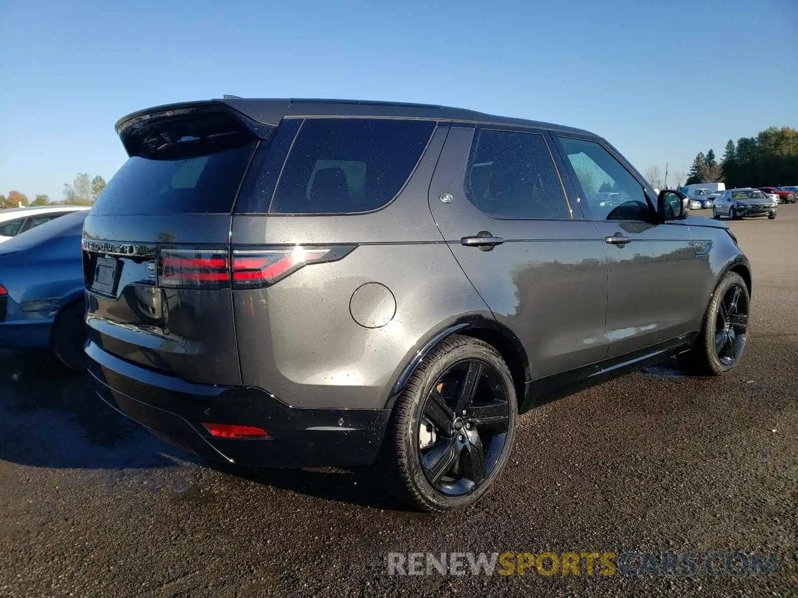 4 Photograph of a damaged car SALRM4EU6N2456751 LAND ROVER DISCOVERY 2022