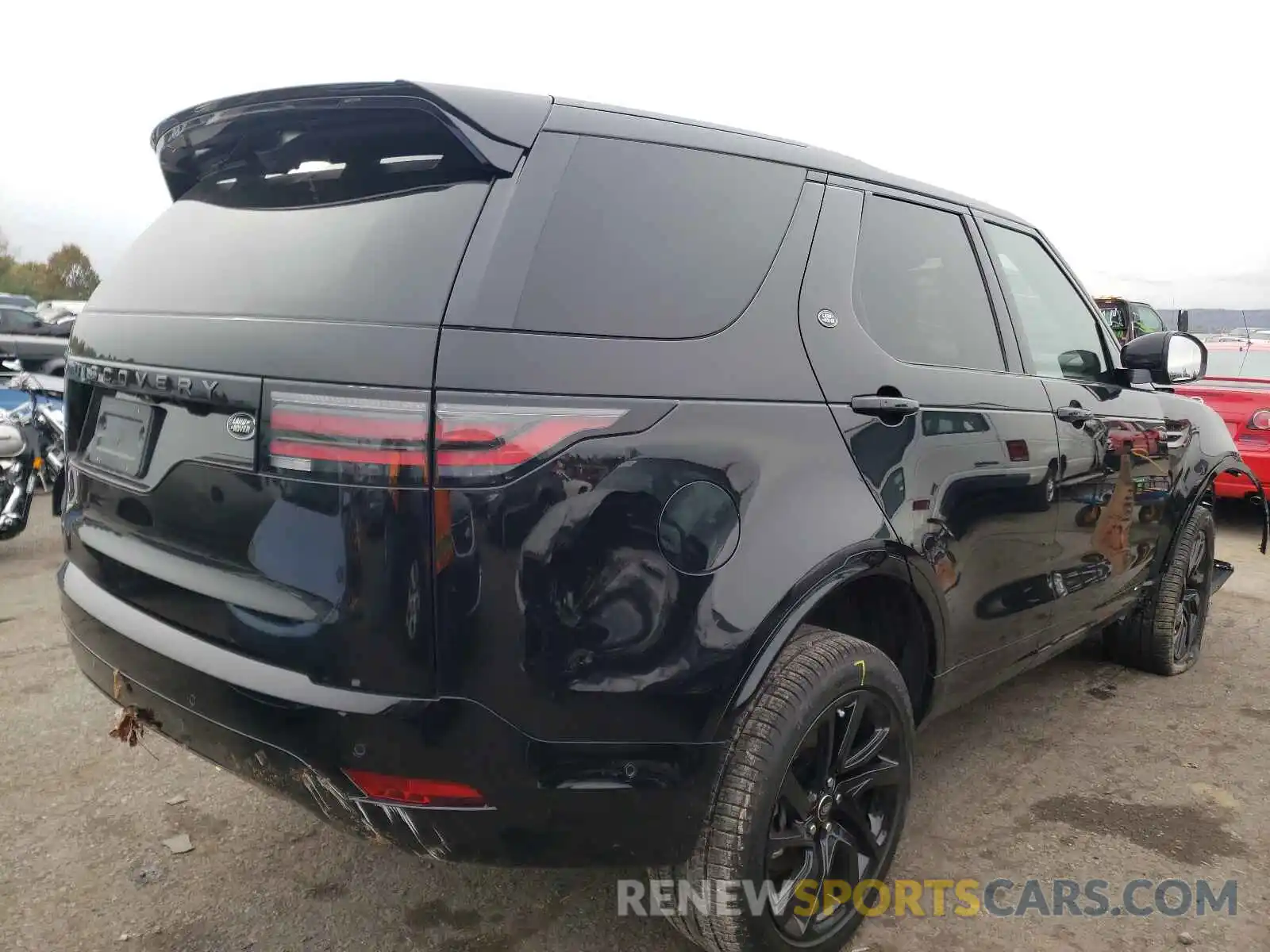 4 Photograph of a damaged car SALRT2EX5N2458184 LAND ROVER DISCOVERY 2022