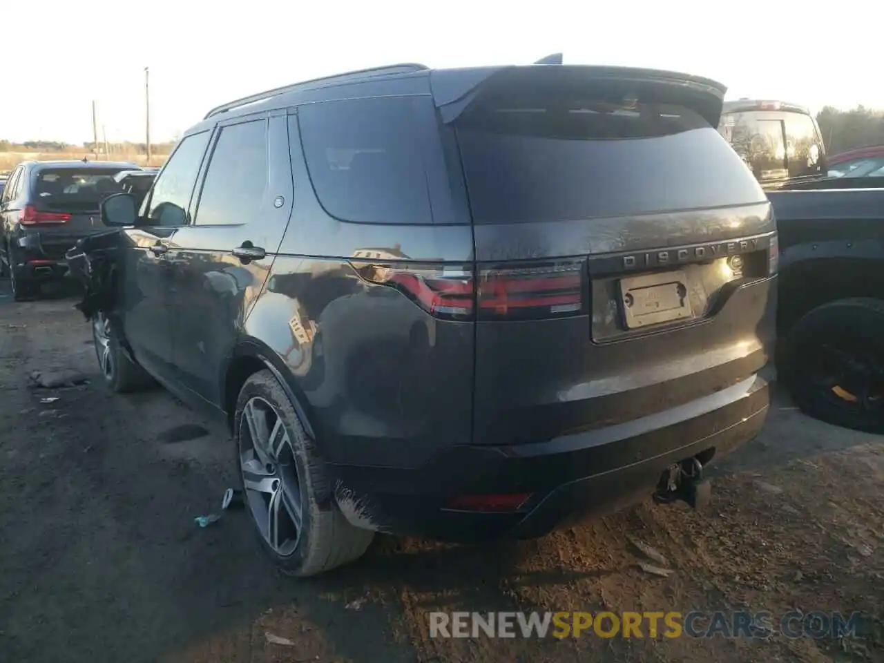 3 Photograph of a damaged car SALRT4EU1N2460497 LAND ROVER DISCOVERY 2022