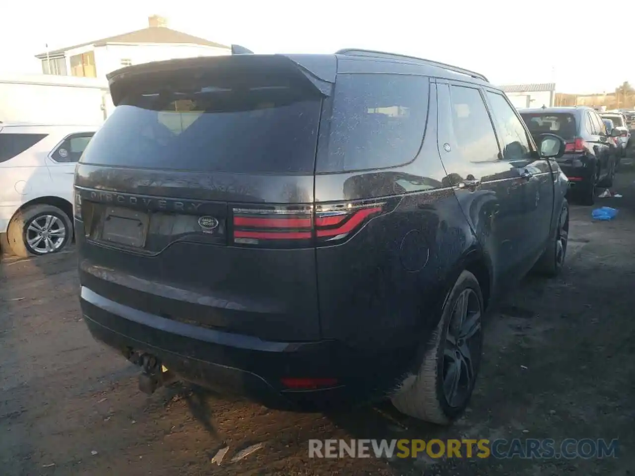 4 Photograph of a damaged car SALRT4EU1N2460497 LAND ROVER DISCOVERY 2022