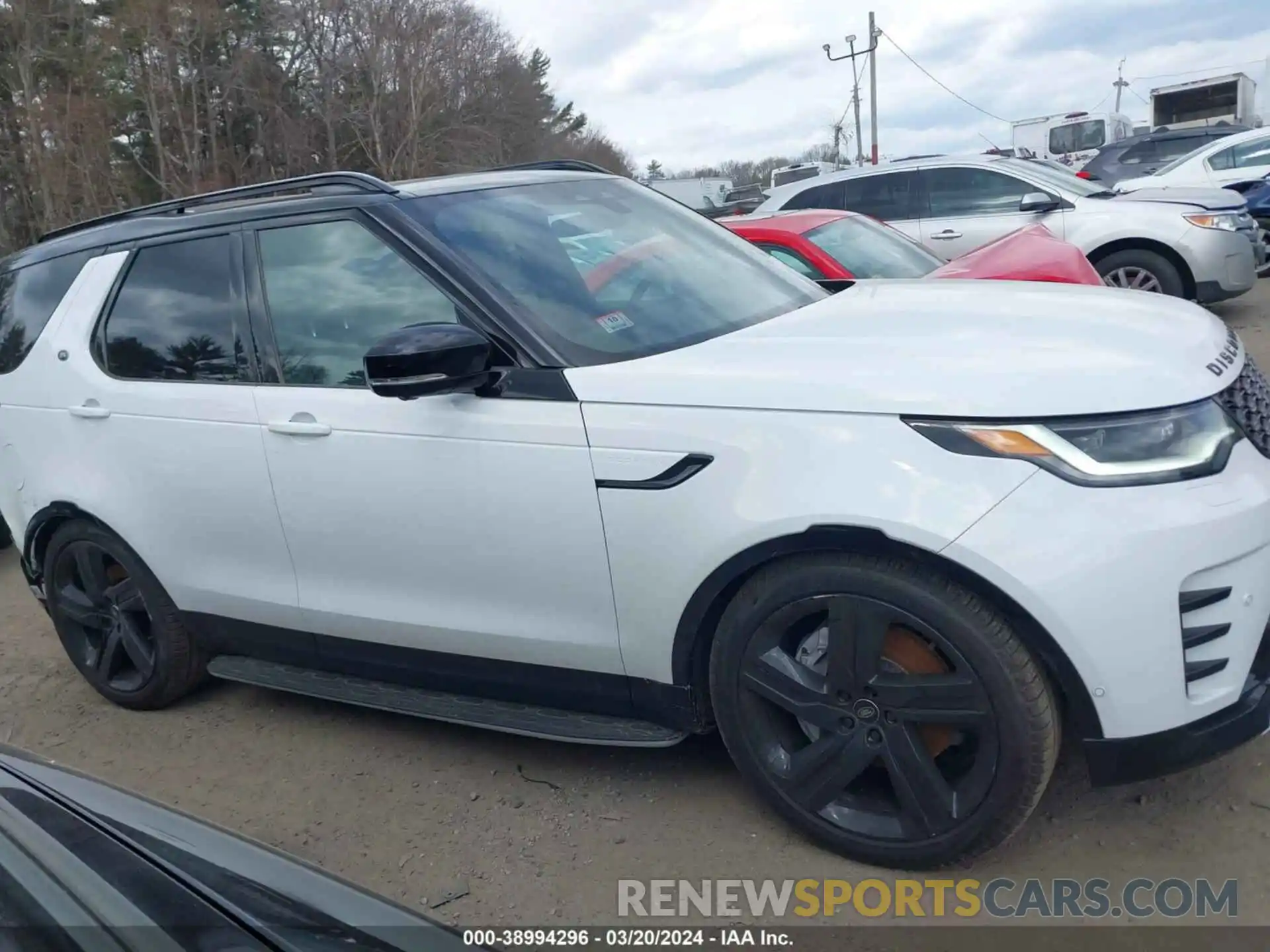 13 Photograph of a damaged car SALRL2EX0R2488988 LAND ROVER DISCOVERY 2024