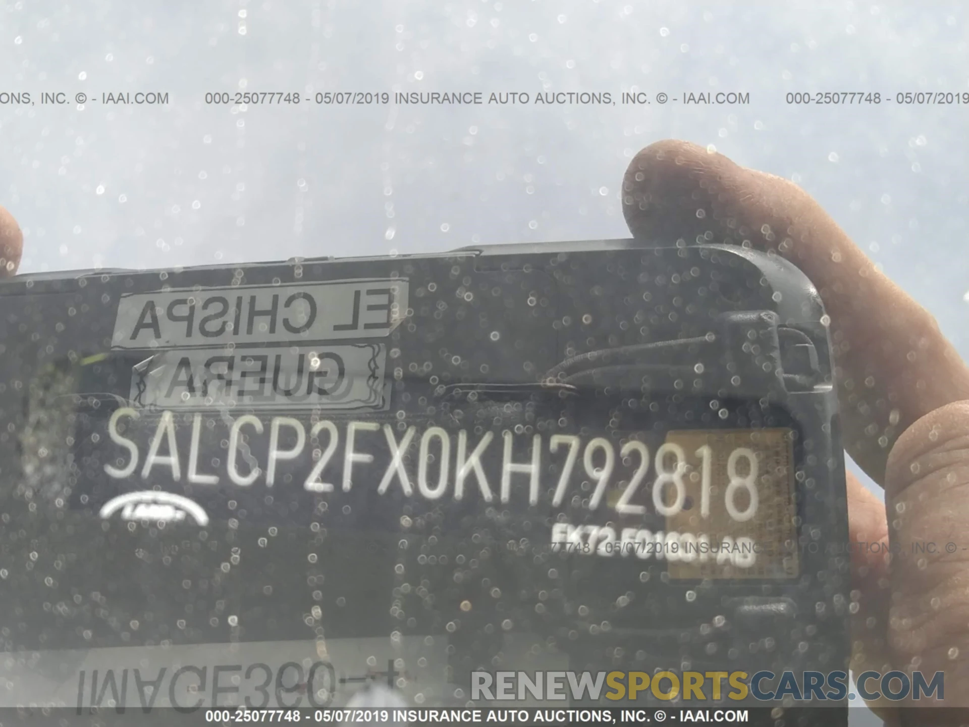 9 Photograph of a damaged car SALCP2FX0KH792818 LAND ROVER DISCOVERY SPORT 2019