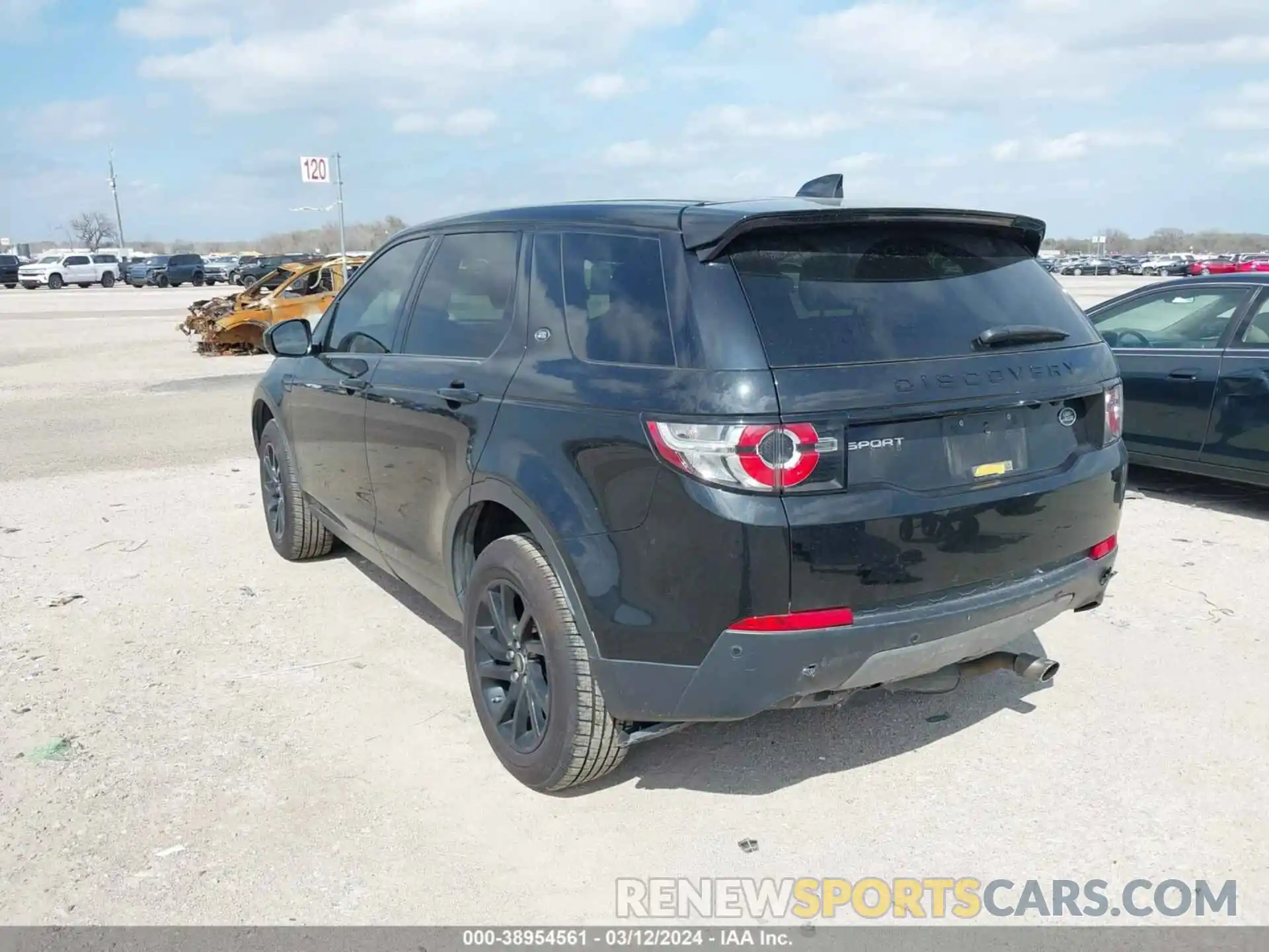 3 Photograph of a damaged car SALCP2FX0KH814378 LAND ROVER DISCOVERY SPORT 2019