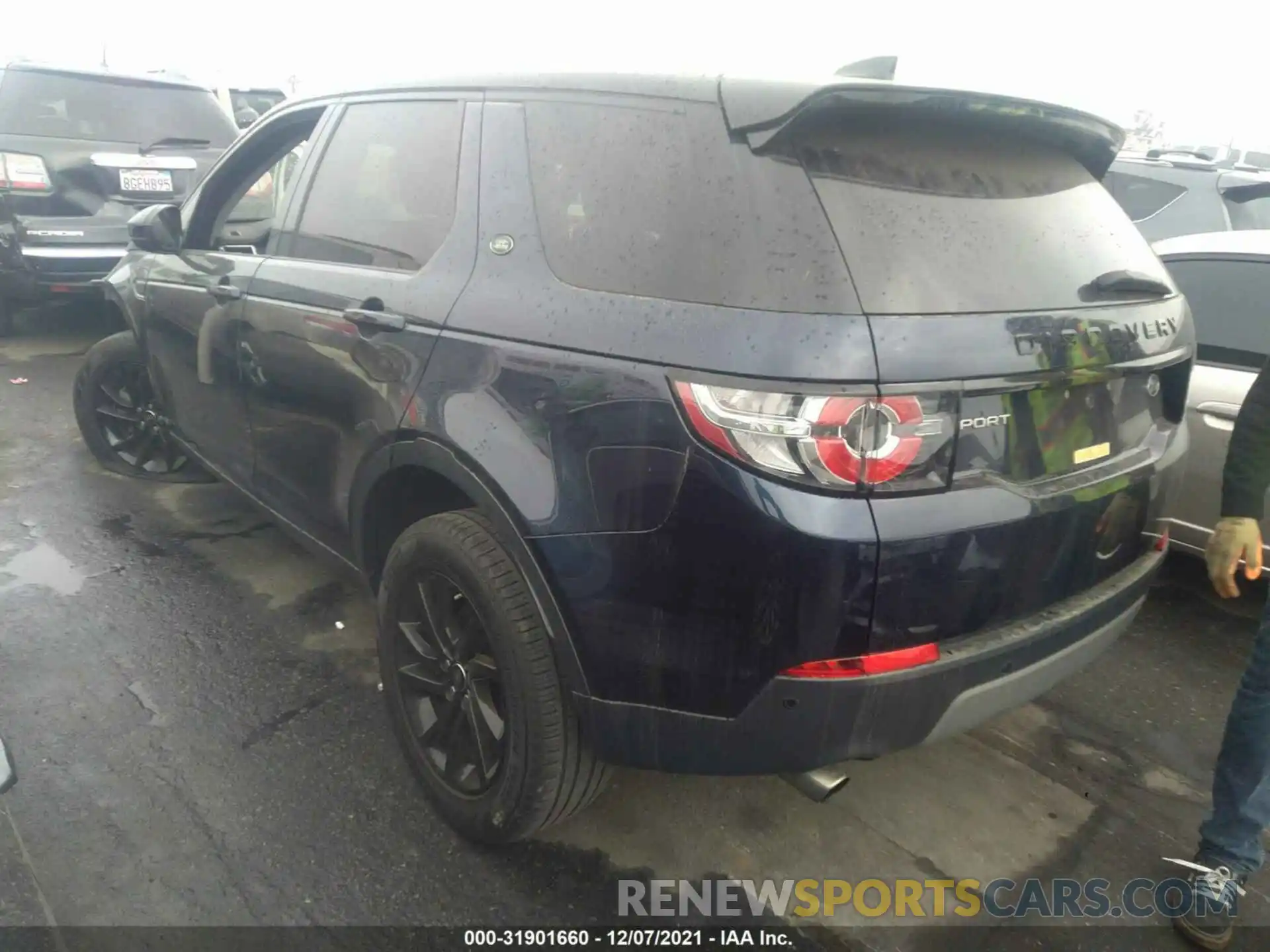 3 Photograph of a damaged car SALCP2FX0KH820052 LAND ROVER DISCOVERY SPORT 2019