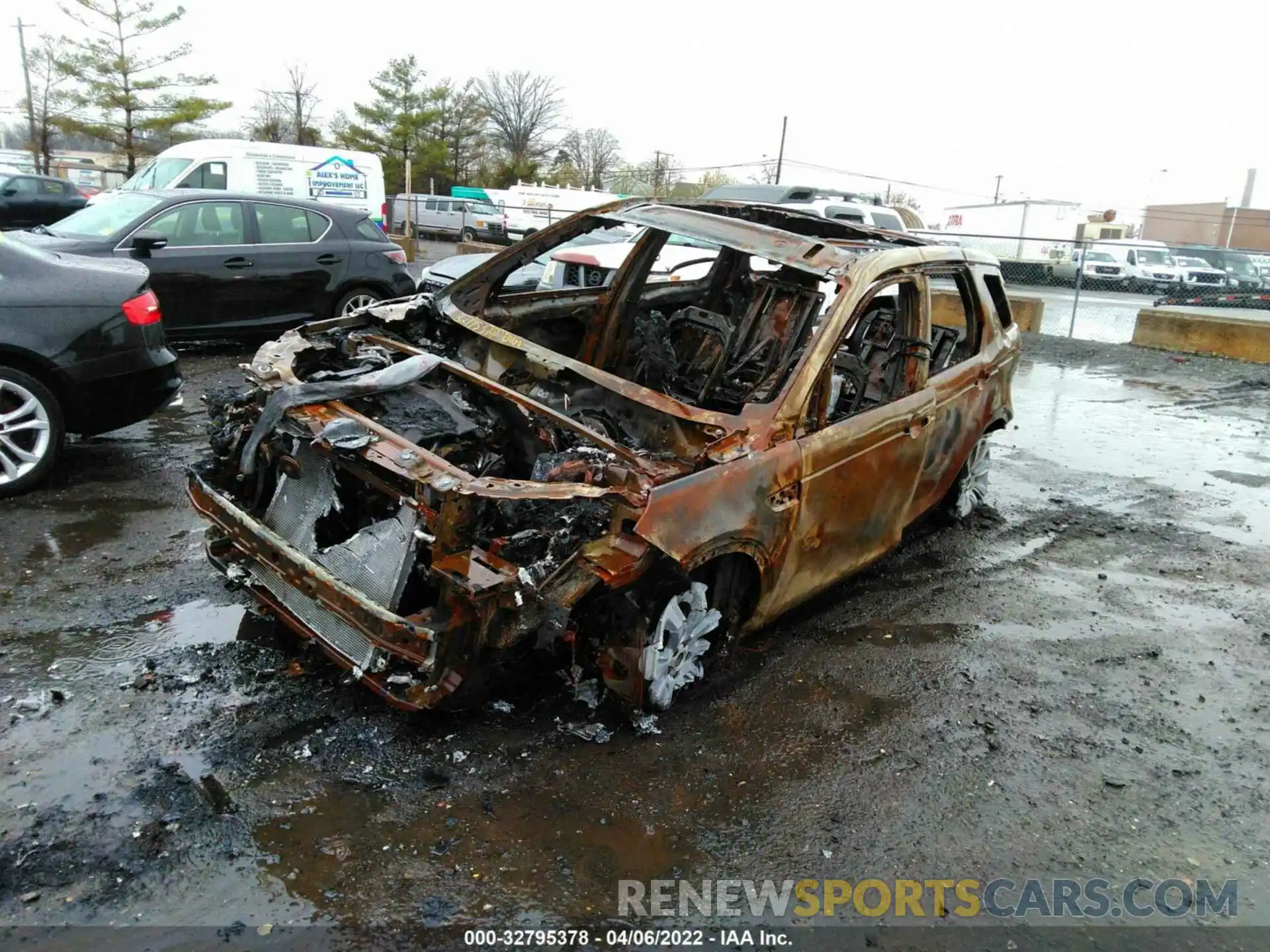 2 Photograph of a damaged car SALCP2FX0KH828409 LAND ROVER DISCOVERY SPORT 2019