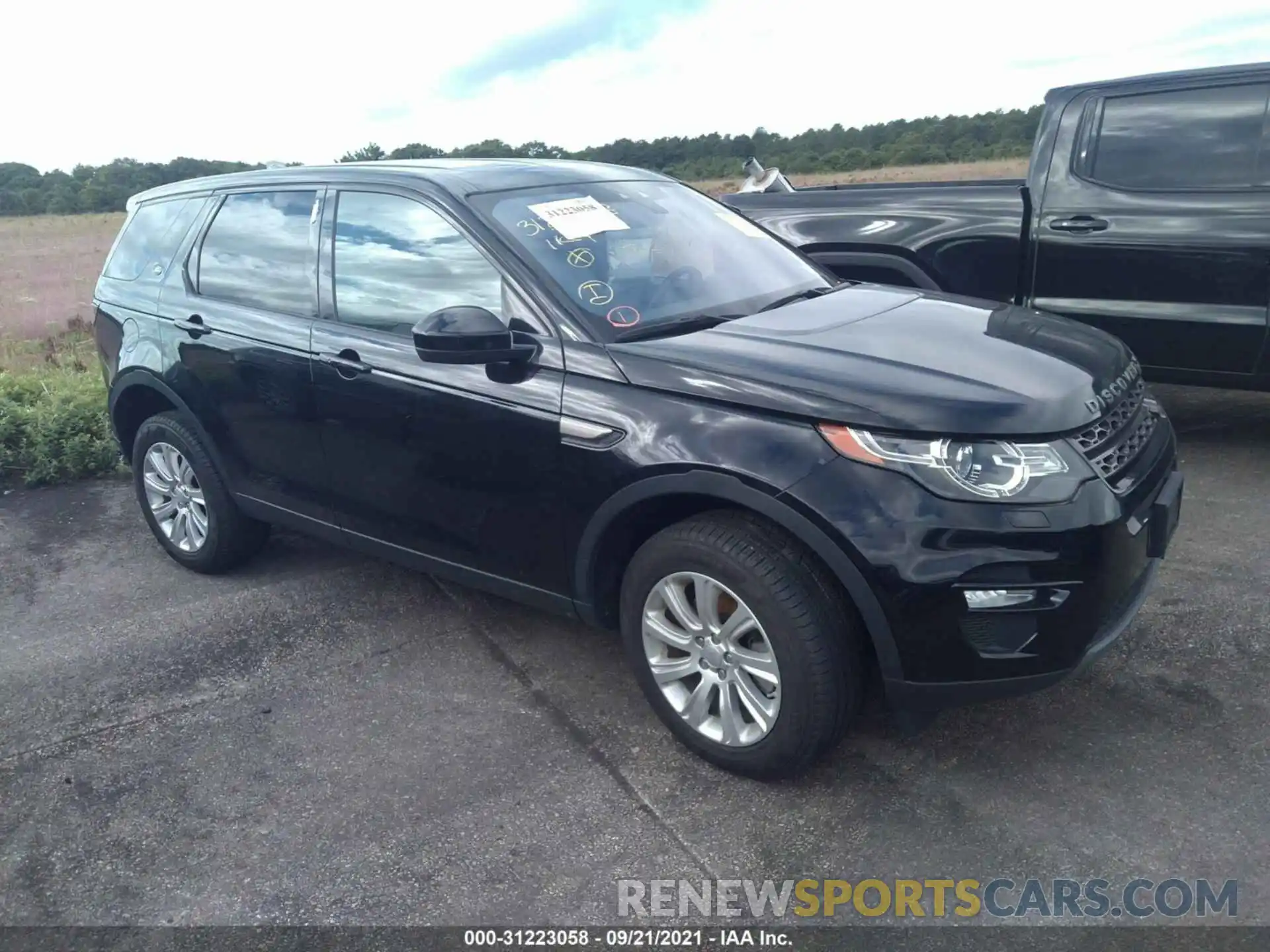 1 Photograph of a damaged car SALCP2FX1KH789118 LAND ROVER DISCOVERY SPORT 2019