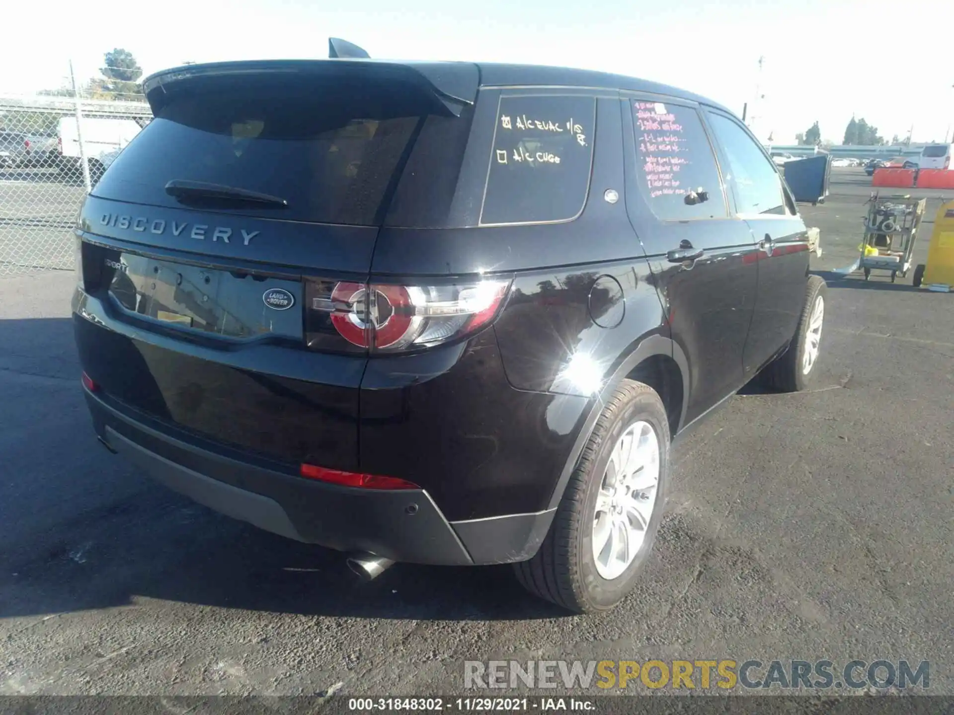 4 Photograph of a damaged car SALCP2FX2KH828461 LAND ROVER DISCOVERY SPORT 2019