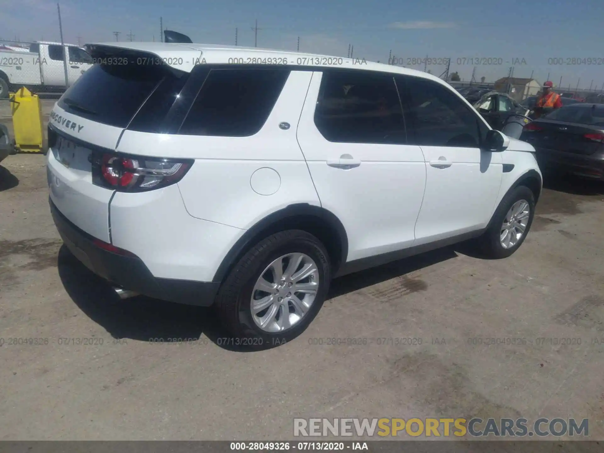 4 Photograph of a damaged car SALCP2FX4KH814366 LAND ROVER DISCOVERY SPORT 2019