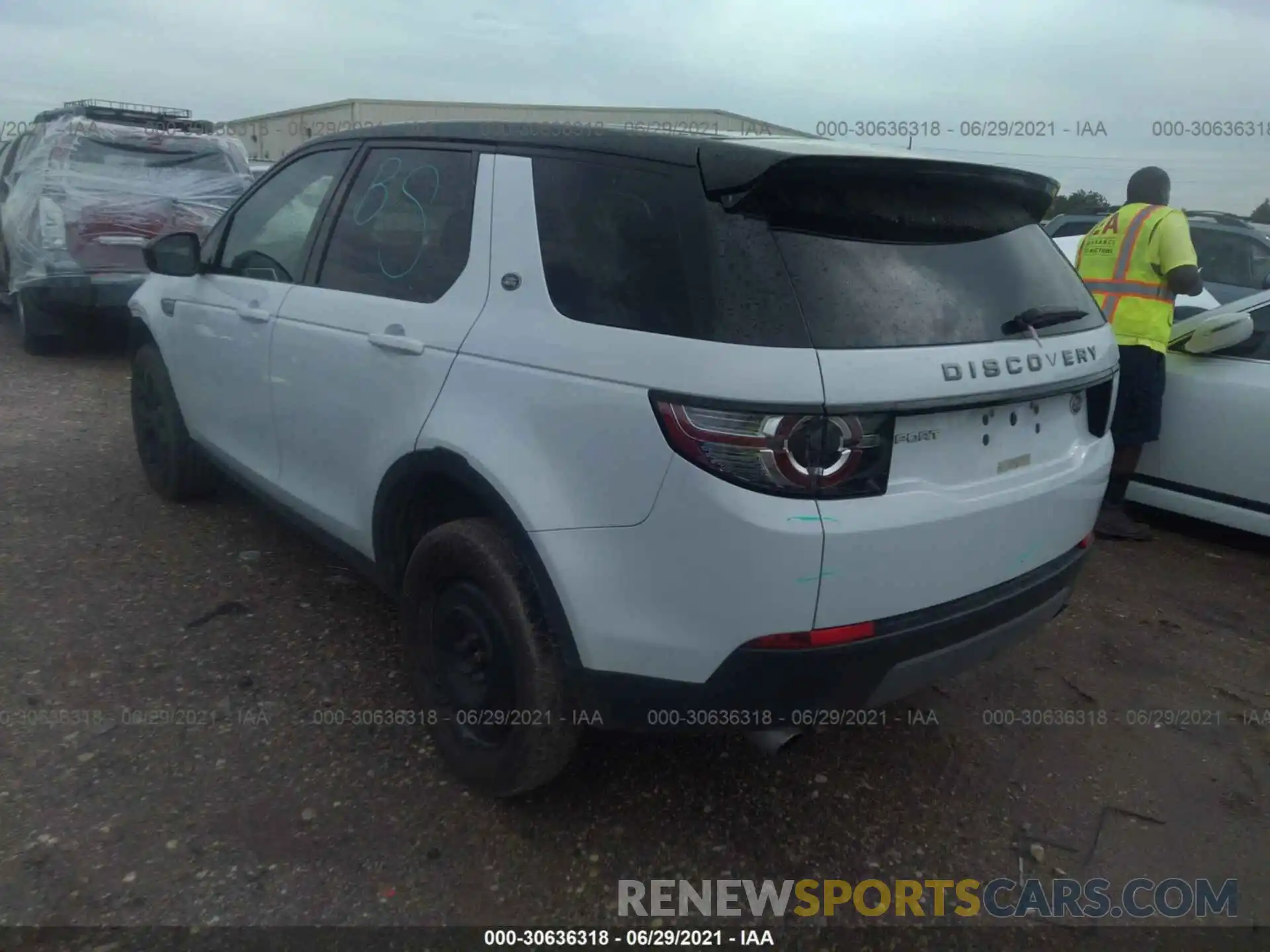 3 Photograph of a damaged car SALCP2FX4KH818272 LAND ROVER DISCOVERY SPORT 2019