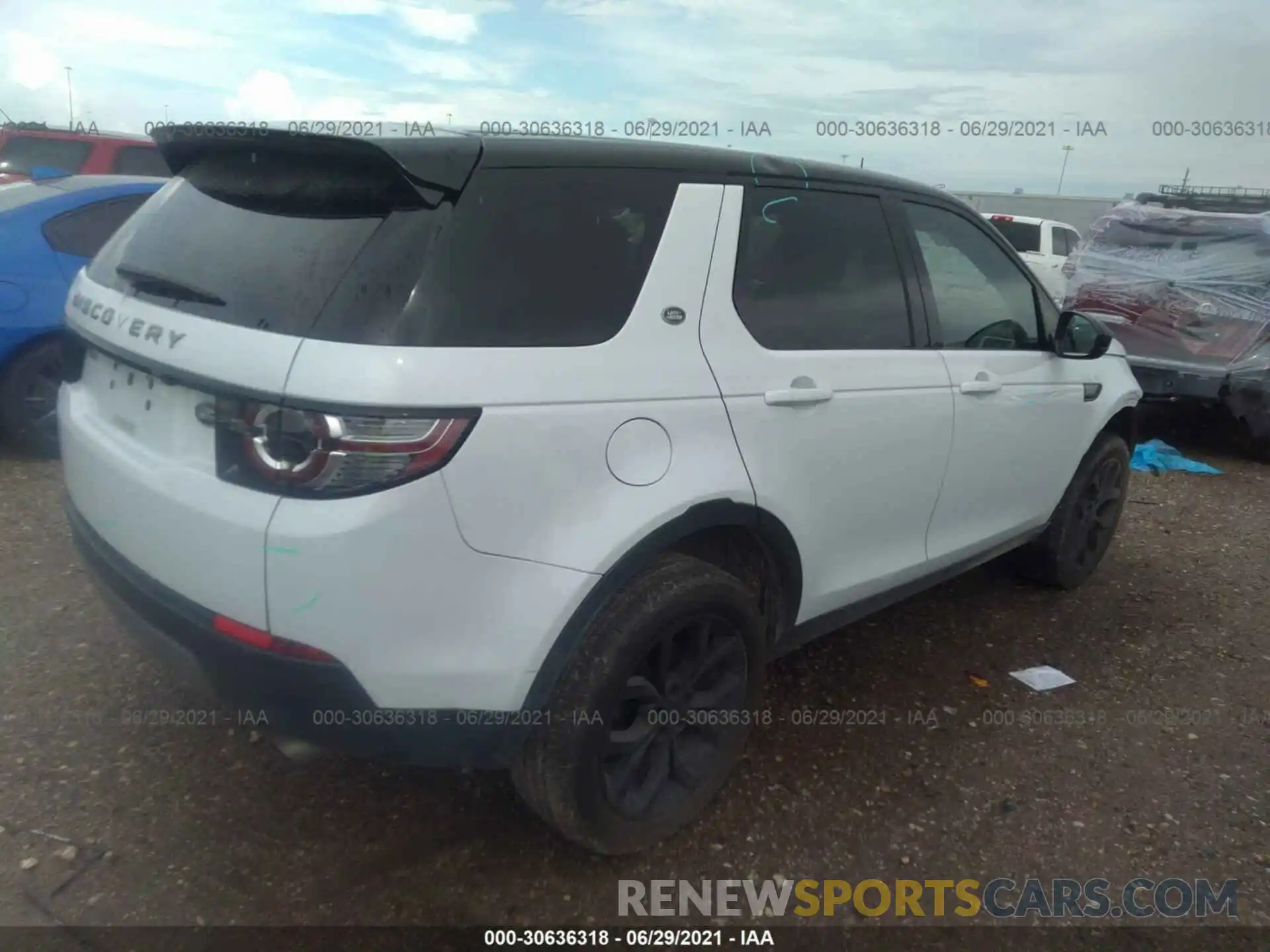 4 Фотография поврежденного автомобиля SALCP2FX4KH818272 LAND ROVER DISCOVERY SPORT 2019