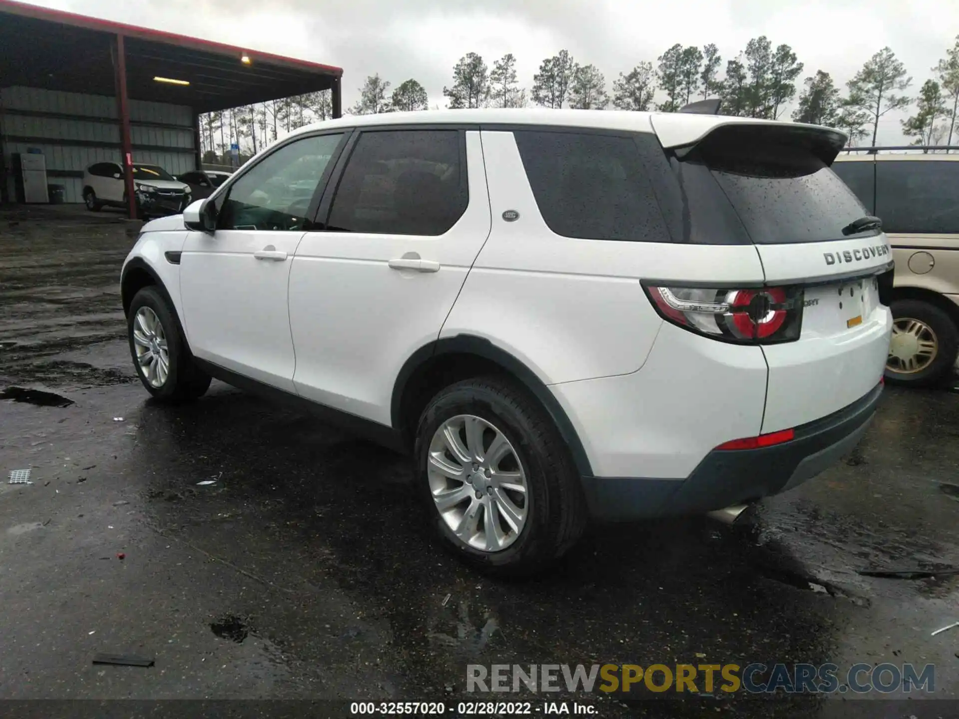 3 Photograph of a damaged car SALCP2FX6KH783153 LAND ROVER DISCOVERY SPORT 2019