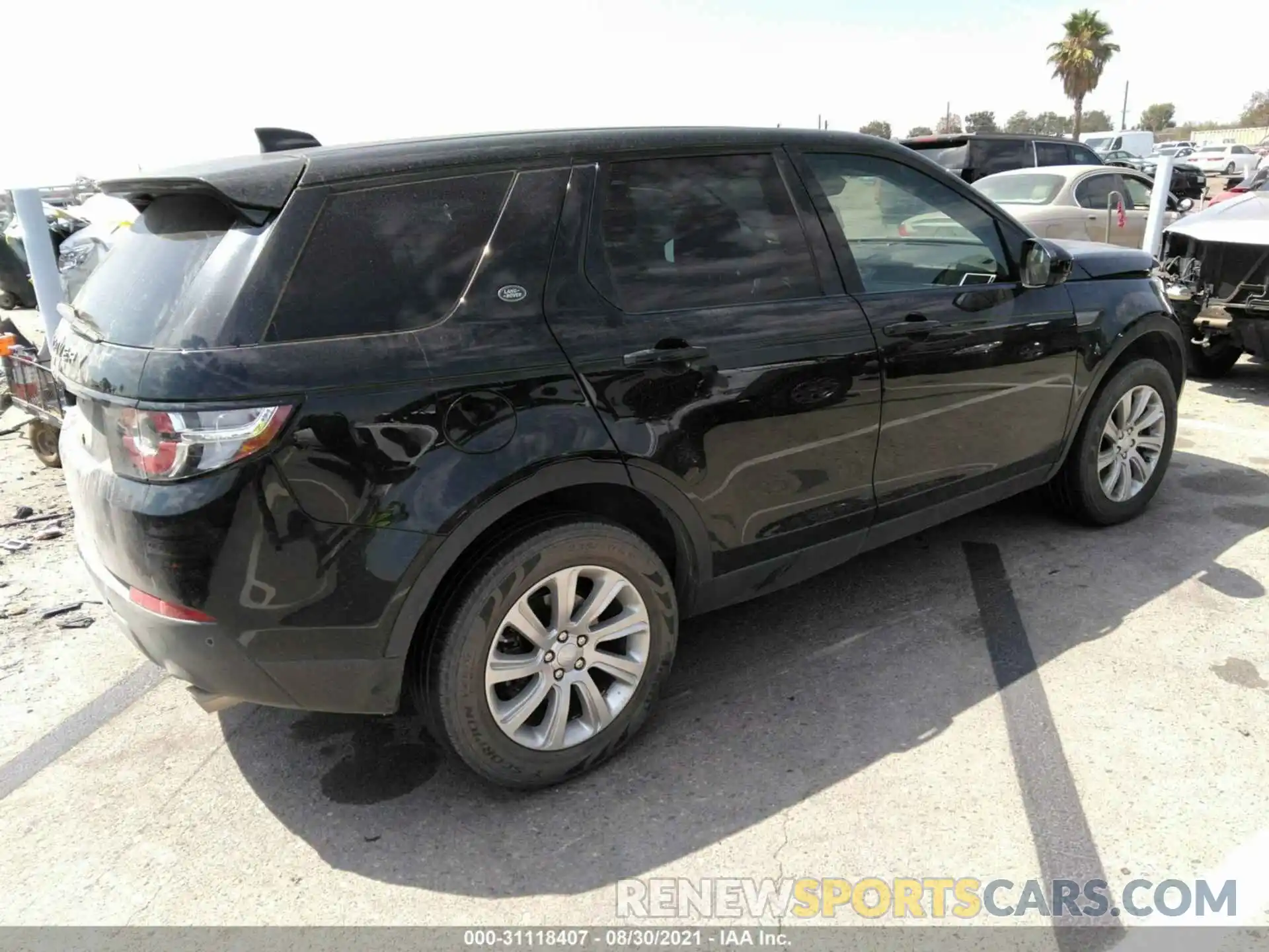 4 Photograph of a damaged car SALCP2FX7KH794839 LAND ROVER DISCOVERY SPORT 2019