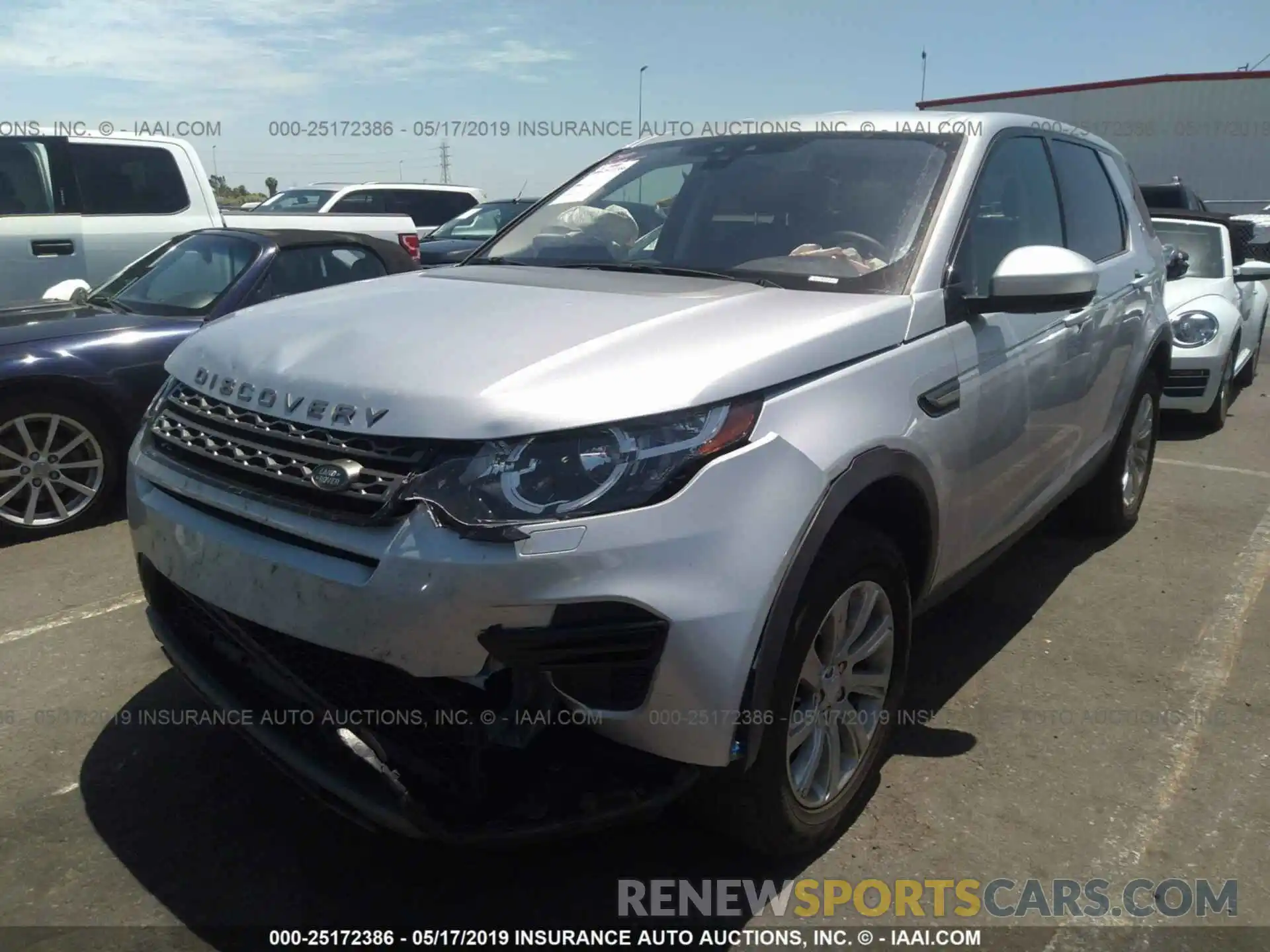 2 Фотография поврежденного автомобиля SALCP2FX8KH794851 LAND ROVER DISCOVERY SPORT 2019