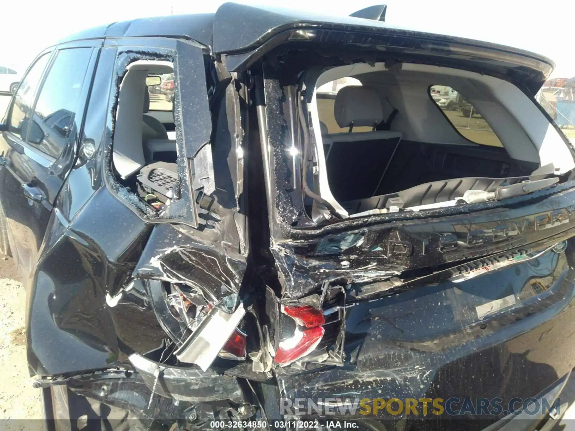 6 Photograph of a damaged car SALCP2FX9KH788718 LAND ROVER DISCOVERY SPORT 2019