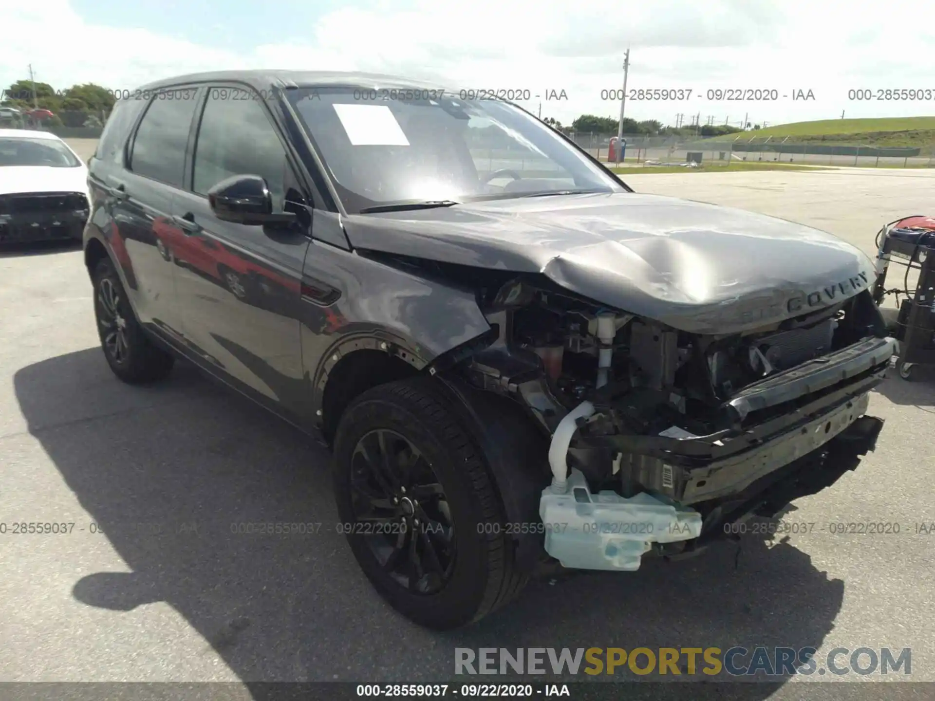 1 Photograph of a damaged car SALCP2FX9KH821278 LAND ROVER DISCOVERY SPORT 2019