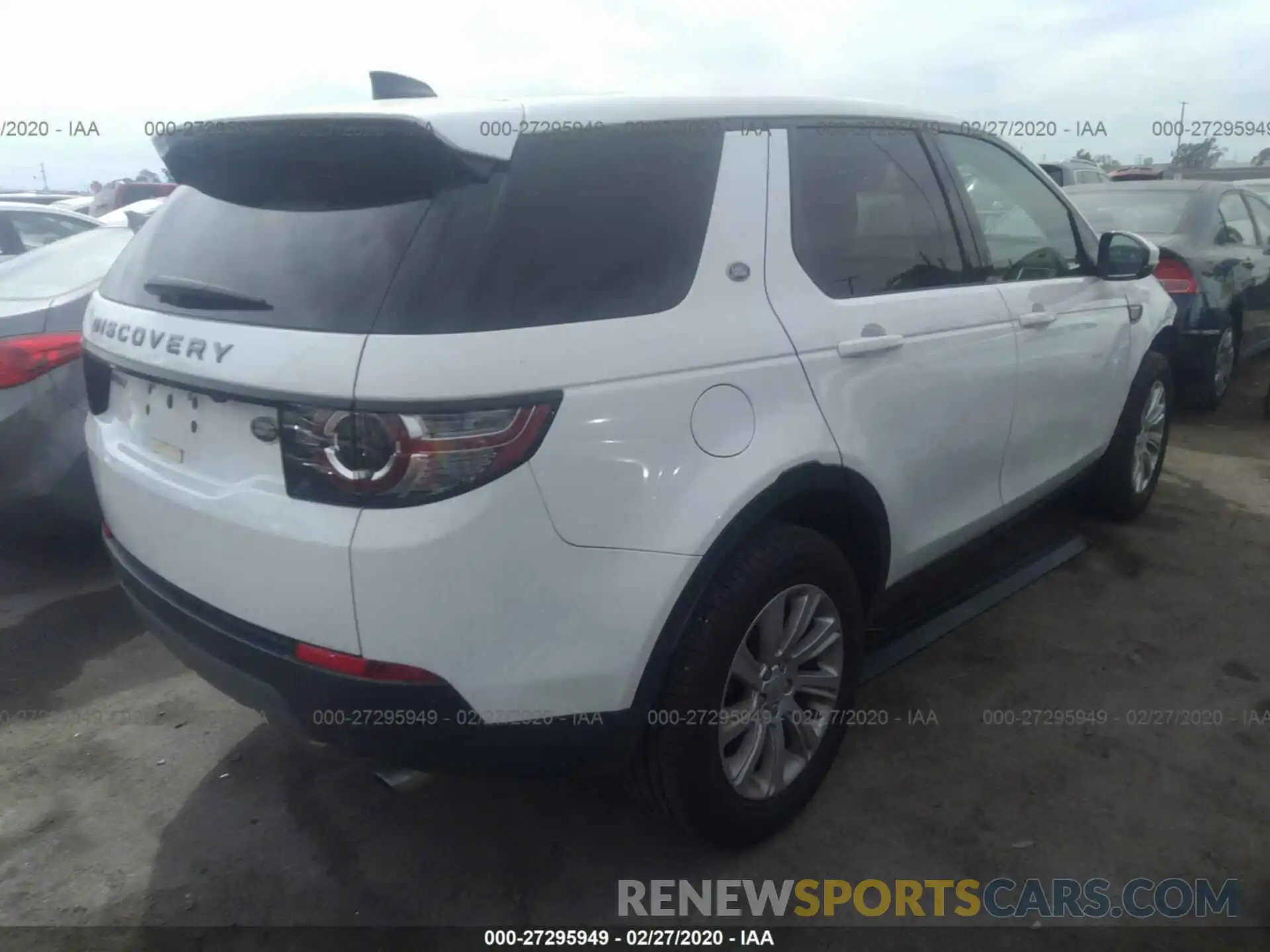 4 Photograph of a damaged car SALCP2FXXKH790574 LAND ROVER DISCOVERY SPORT 2019