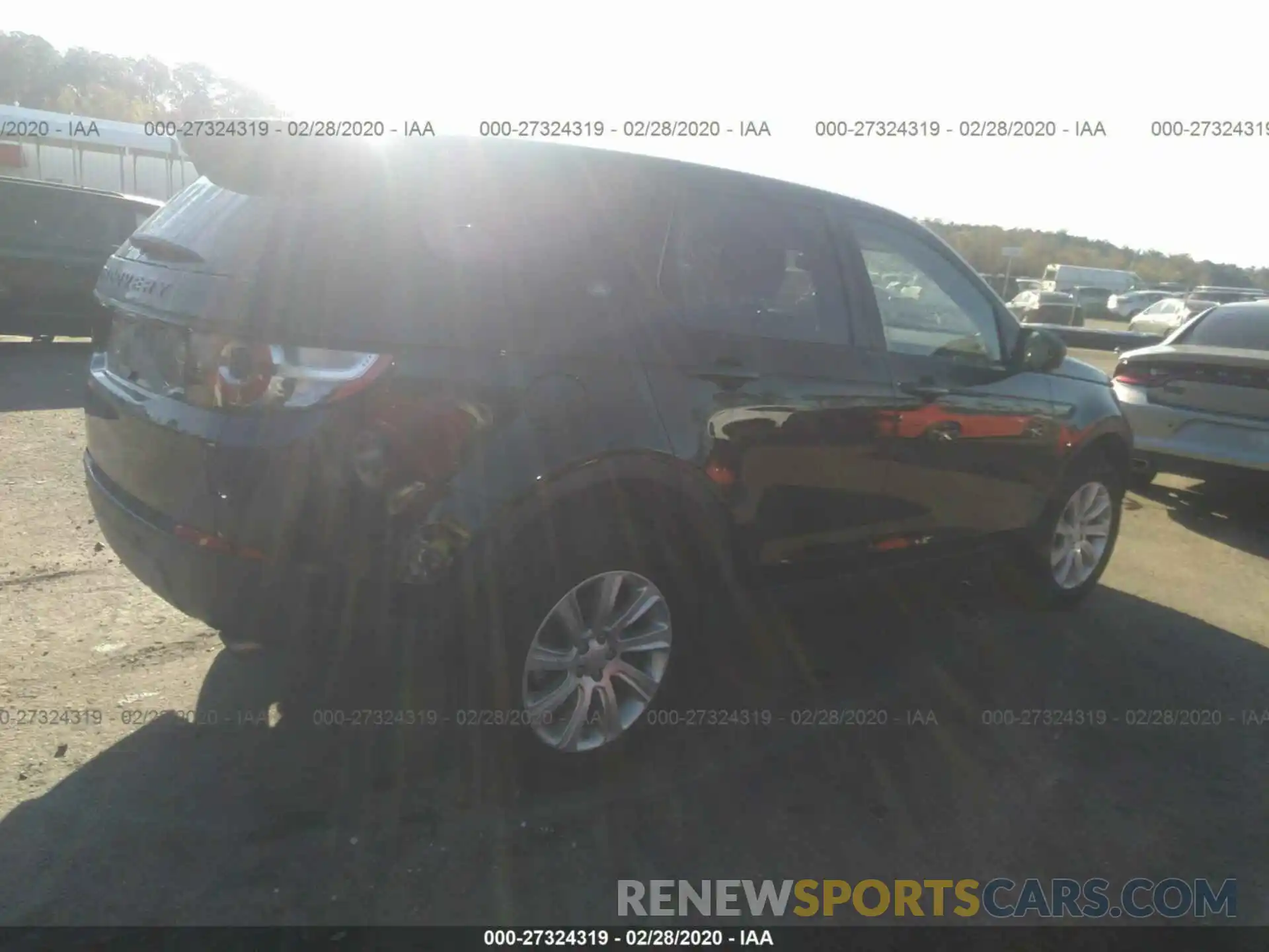 4 Photograph of a damaged car SALCP2FXXKH794995 LAND ROVER DISCOVERY SPORT 2019