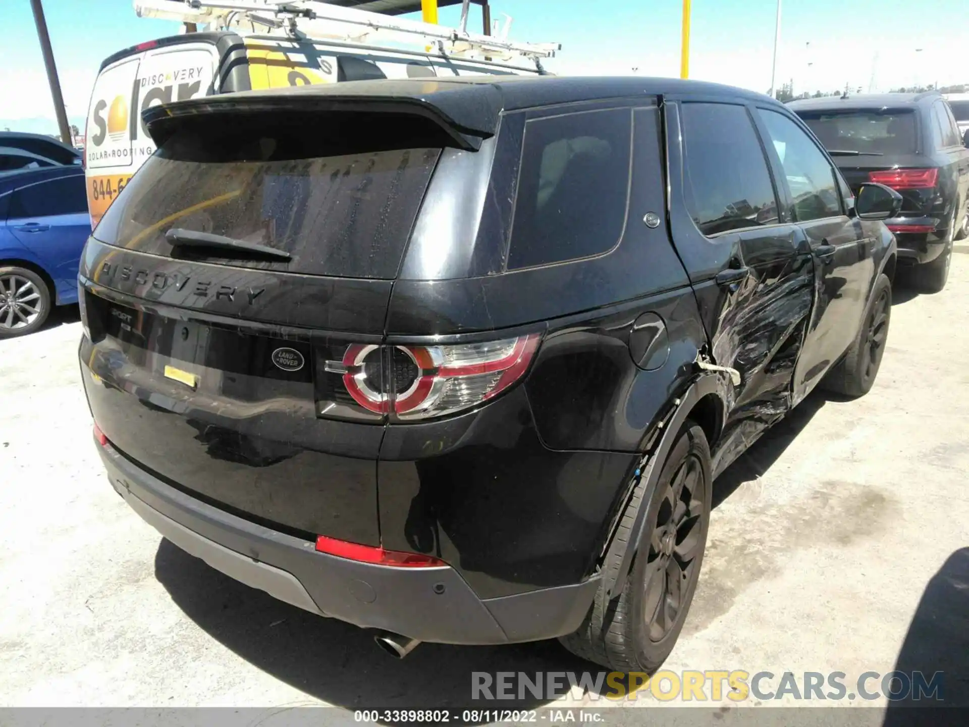 4 Photograph of a damaged car SALCR2FX0KH789637 LAND ROVER DISCOVERY SPORT 2019