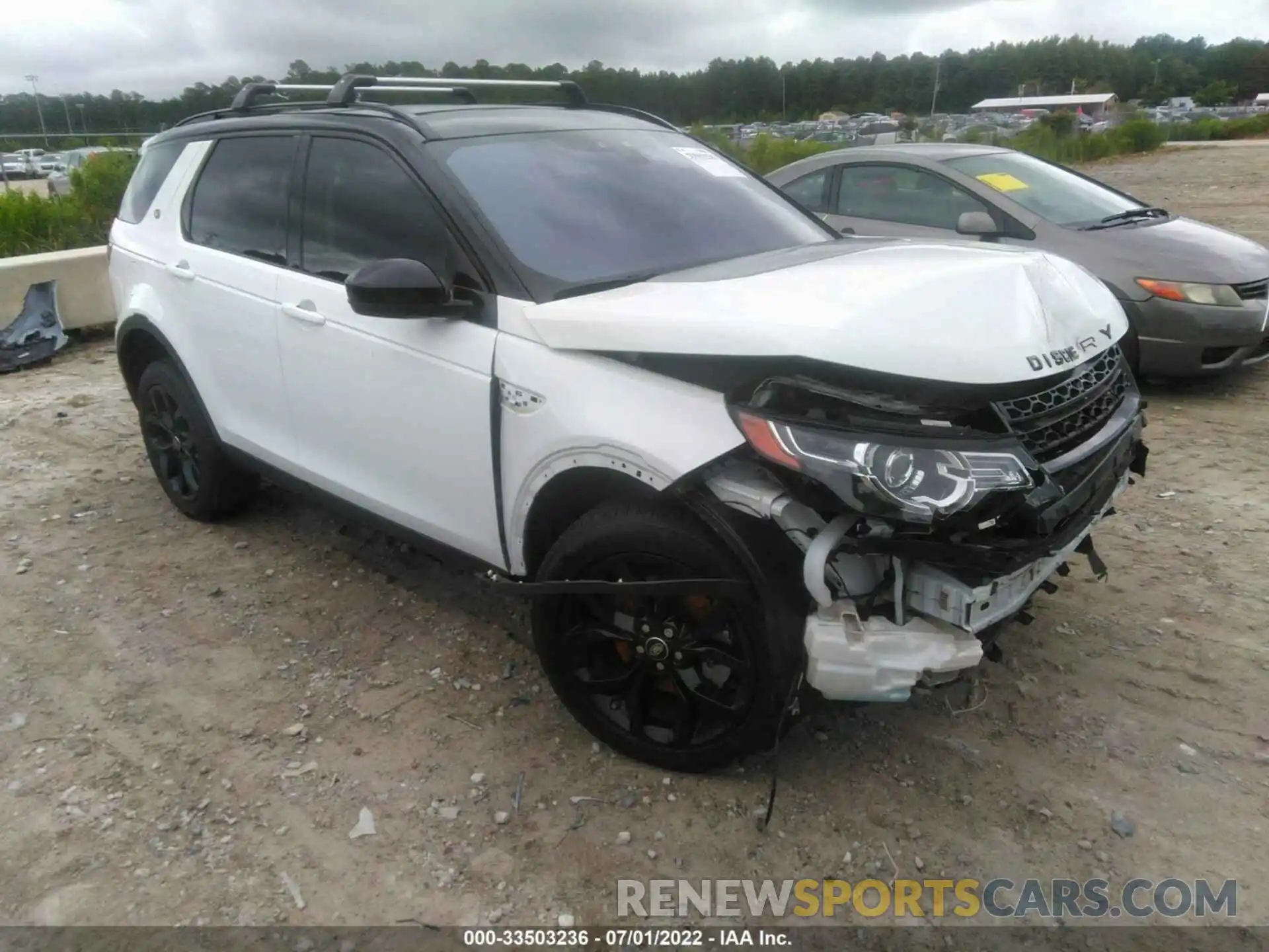 1 Photograph of a damaged car SALCR2FX0KH810289 LAND ROVER DISCOVERY SPORT 2019