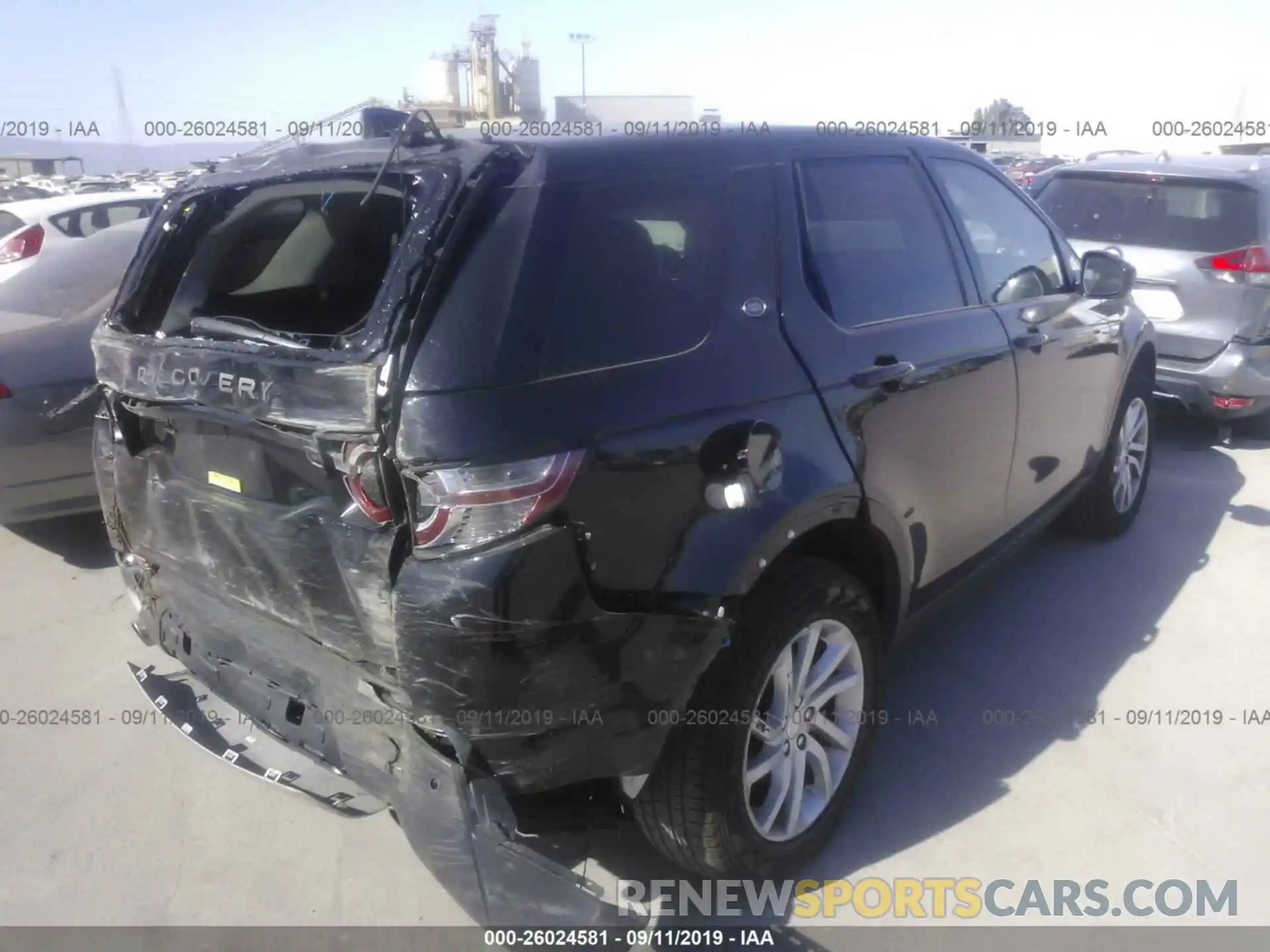 4 Photograph of a damaged car SALCR2FX1KH801553 LAND ROVER DISCOVERY SPORT 2019