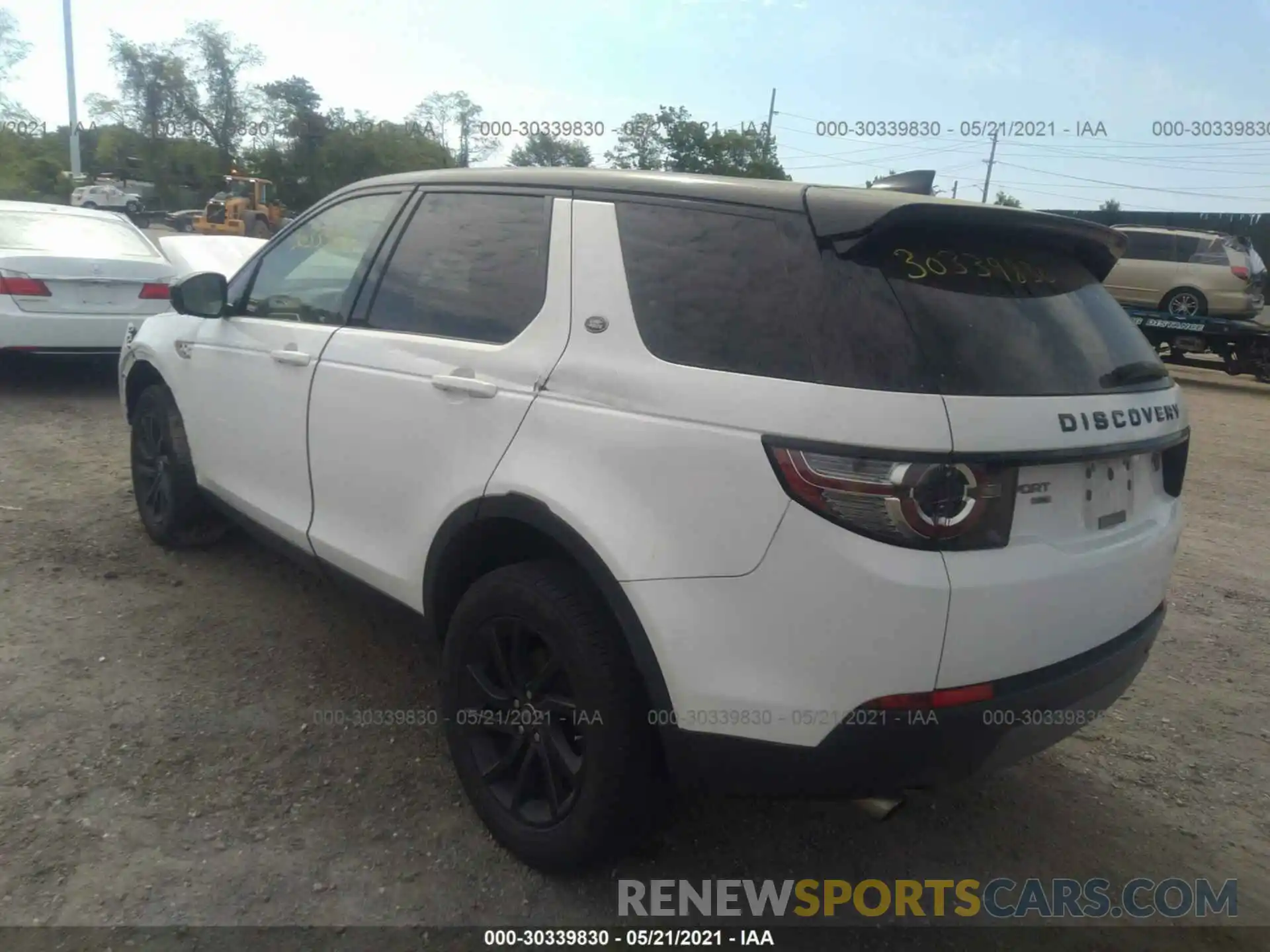 3 Photograph of a damaged car SALCR2FX2KH786514 LAND ROVER DISCOVERY SPORT 2019