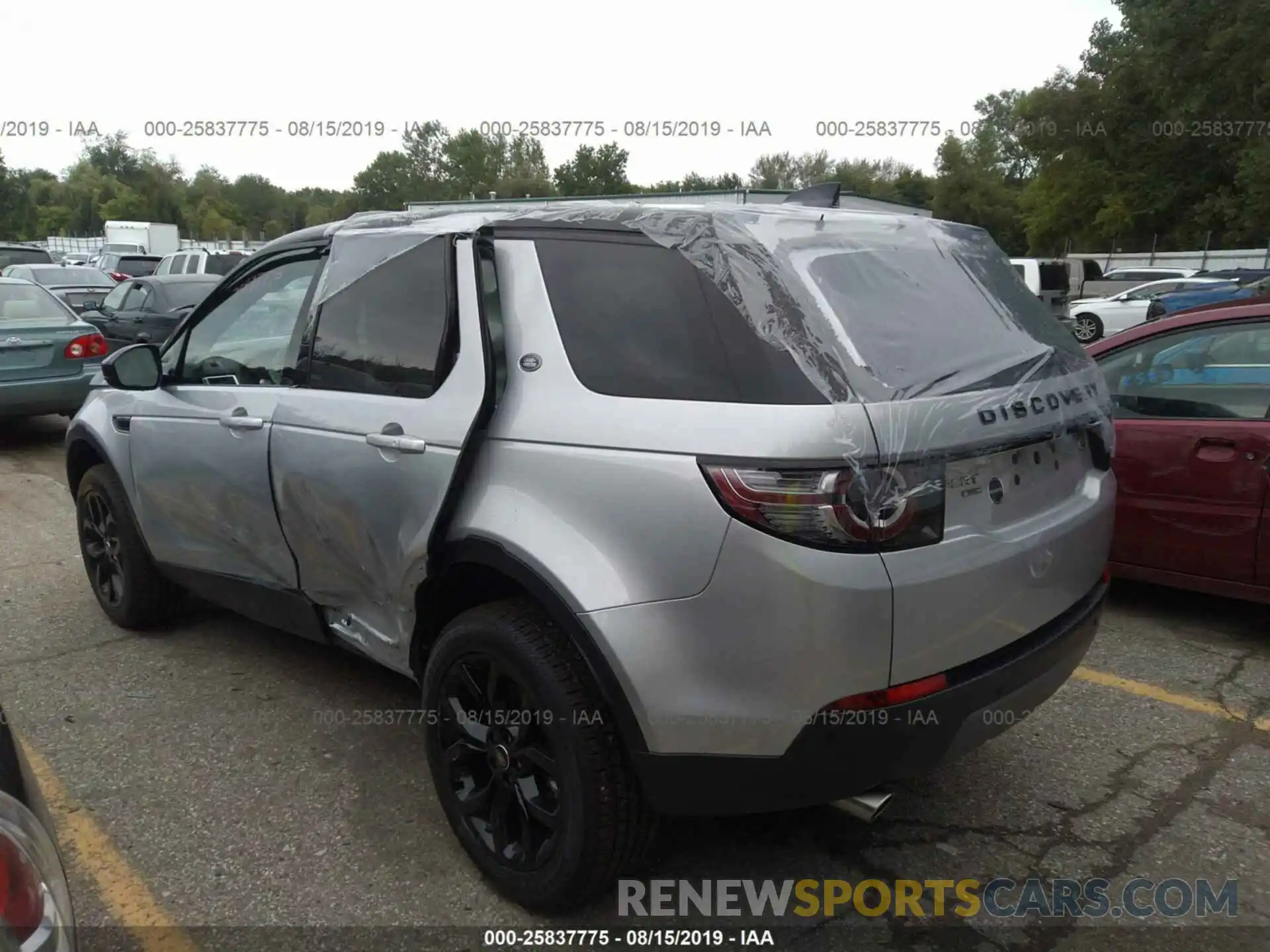 3 Photograph of a damaged car SALCR2FX4KH788538 LAND ROVER DISCOVERY SPORT 2019