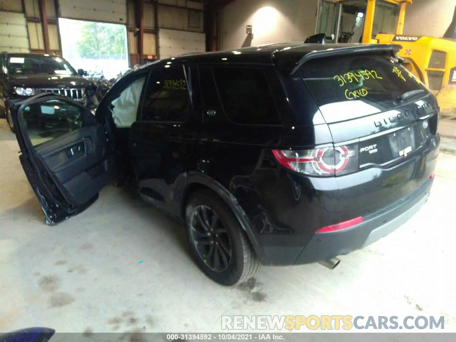 3 Photograph of a damaged car SALCR2FX4KH819075 LAND ROVER DISCOVERY SPORT 2019