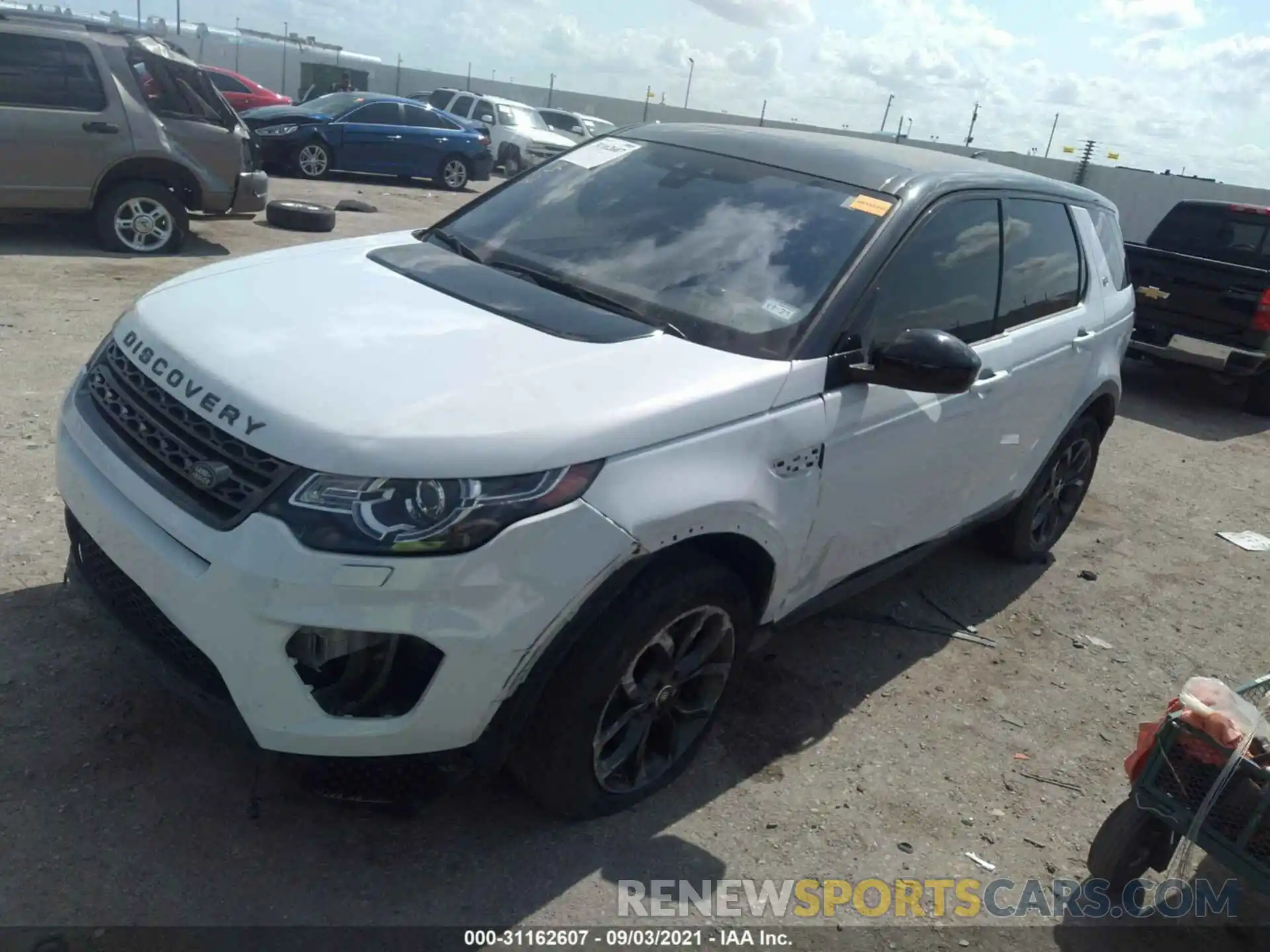 2 Фотография поврежденного автомобиля SALCR2FX4KH821313 LAND ROVER DISCOVERY SPORT 2019